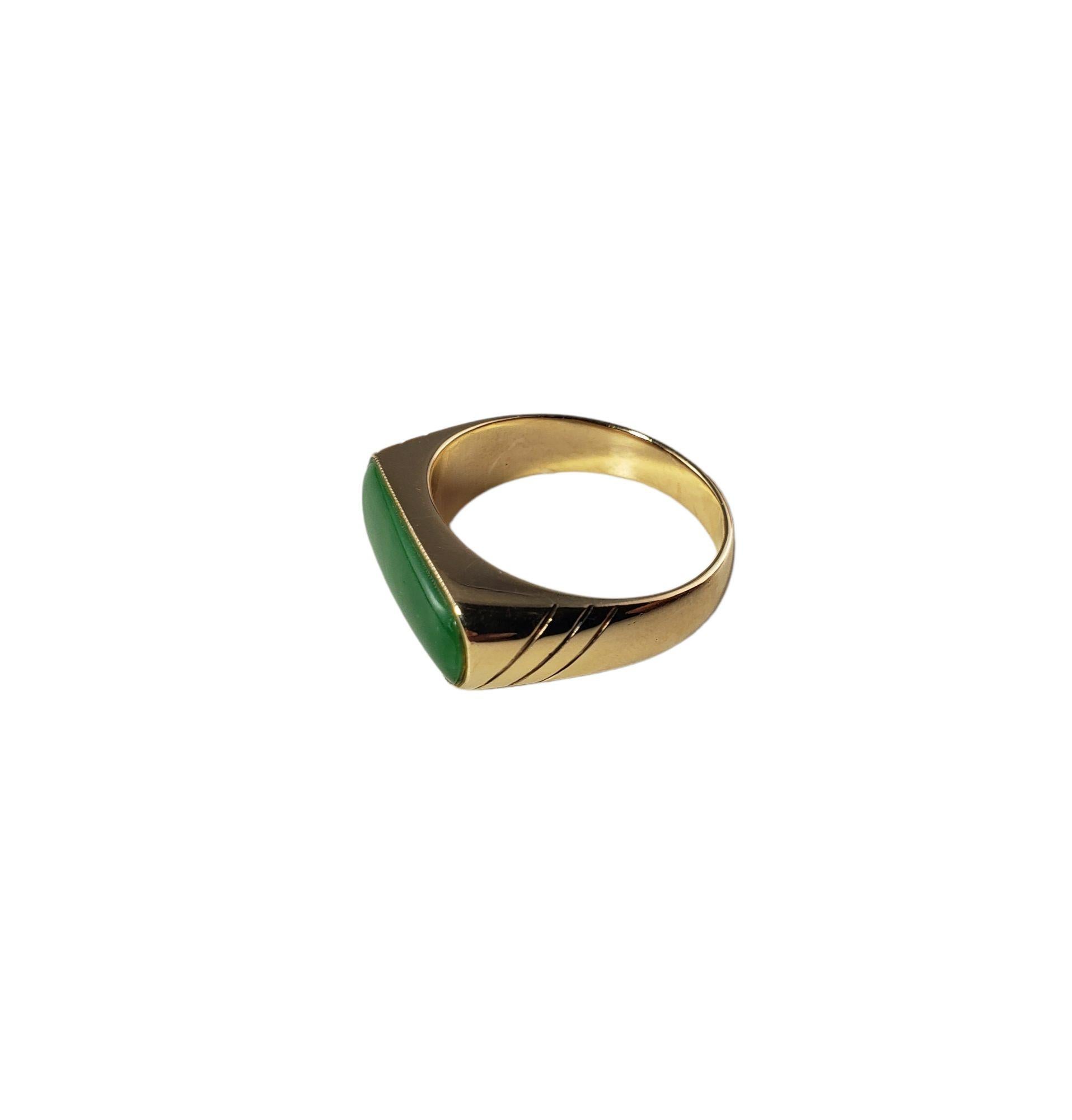 Women's 12Kt Karat Yellow Gold Cabochon Jadeite Ring Size 9.75 #19136 For Sale