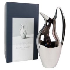 Jarra HK de 1,2 l fabricada en acero inoxidable por Henning Koppel para Georg Jensen