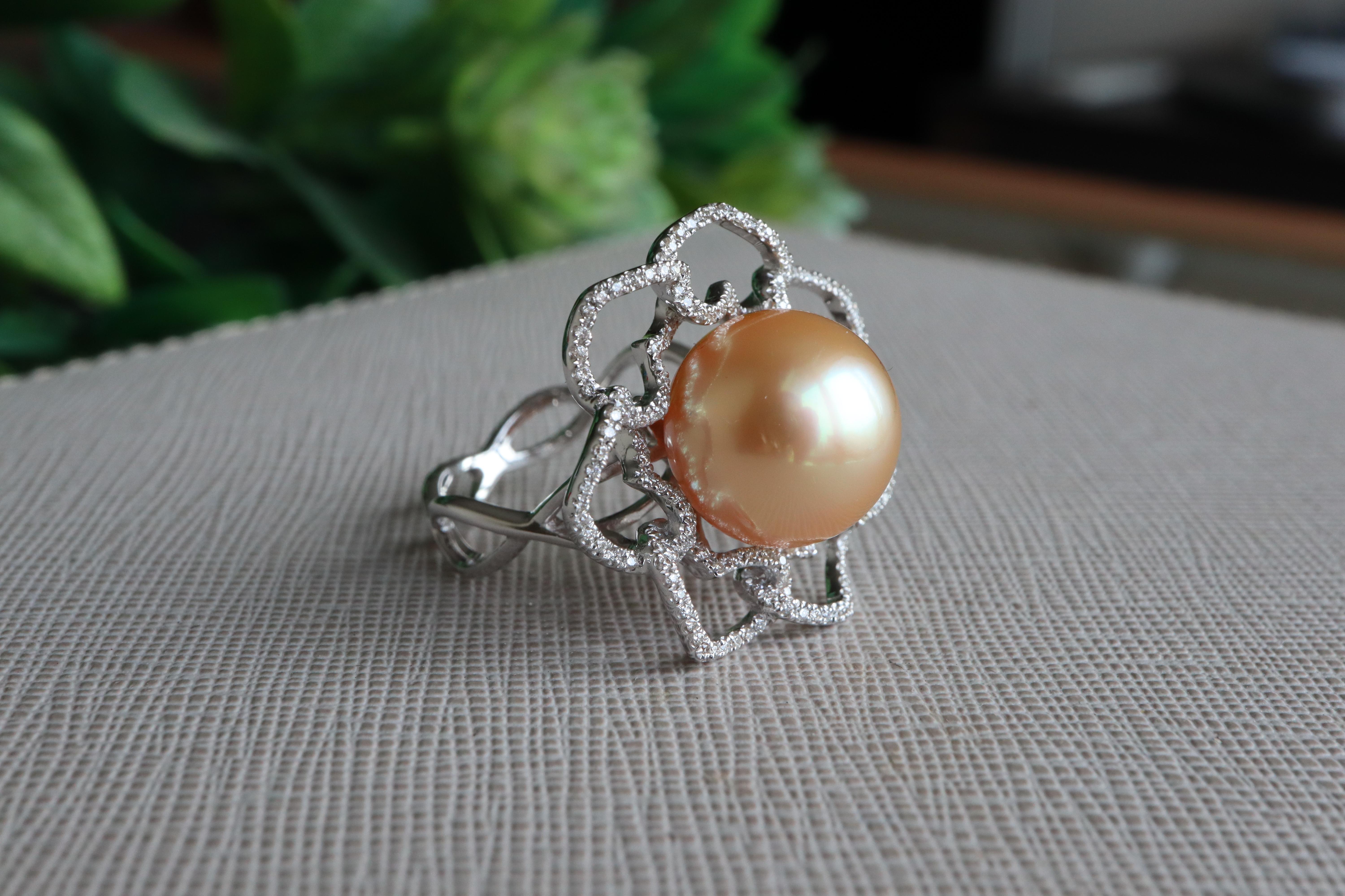 Women's 12mm Golden South Sea Pearl and Natural Diamonds ring For Sale