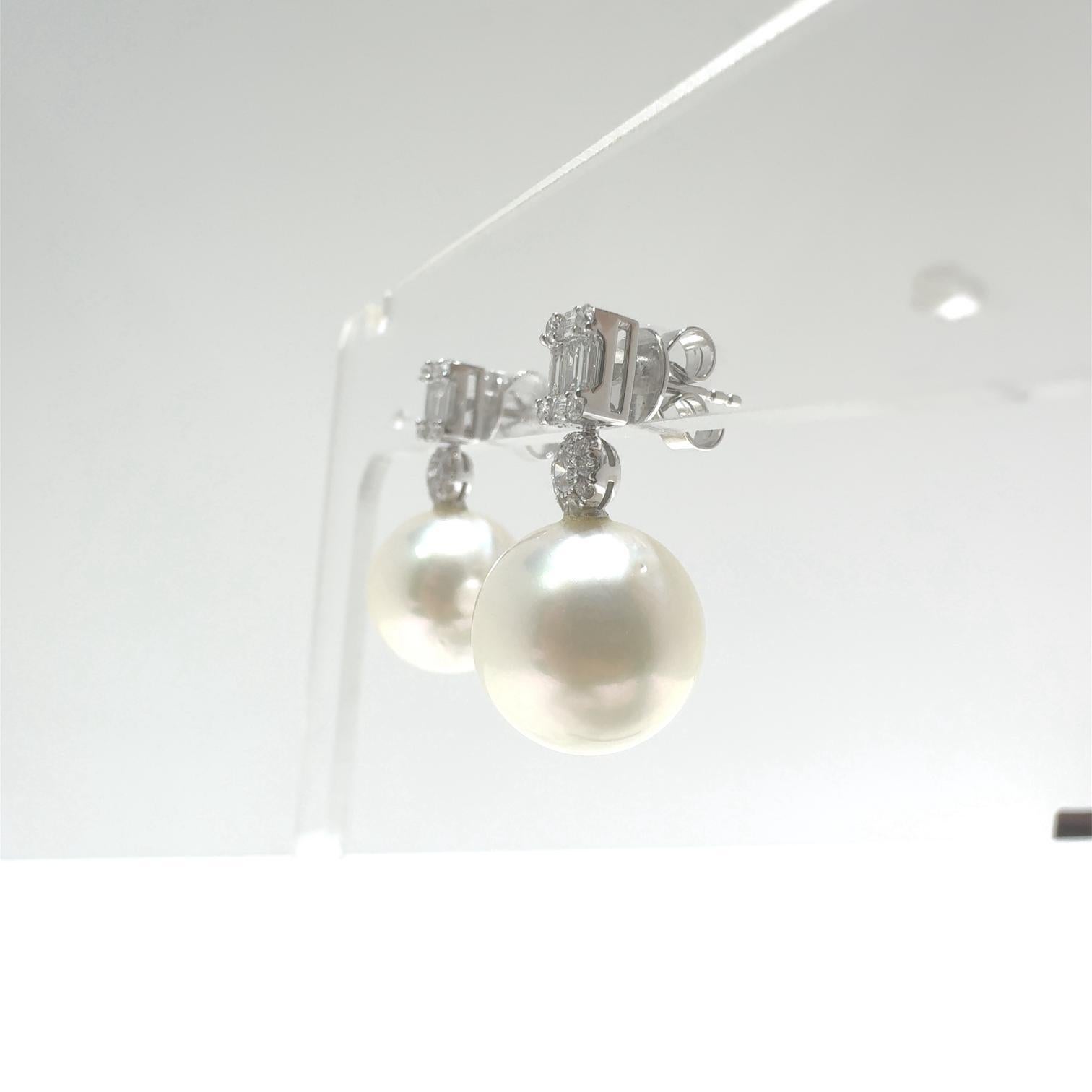 12 mm Südseeperlen-Diamant-Tropfen-Ohrringe aus 18 Karat Weißgold (Perle)