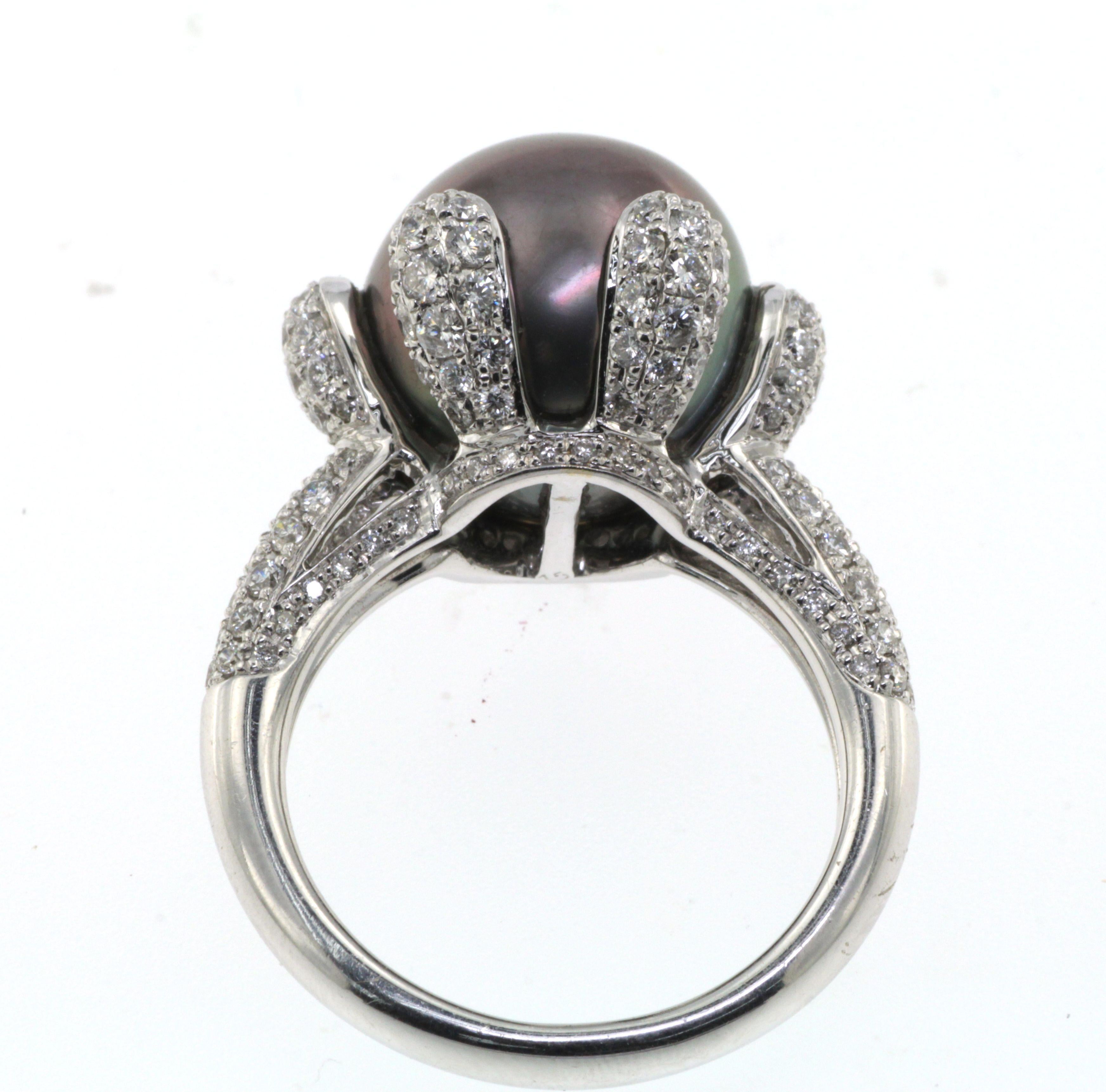 Bague vintage en or blanc 18 carats avec perle noire de Tahiti et diamants 12 mm Pour femmes en vente