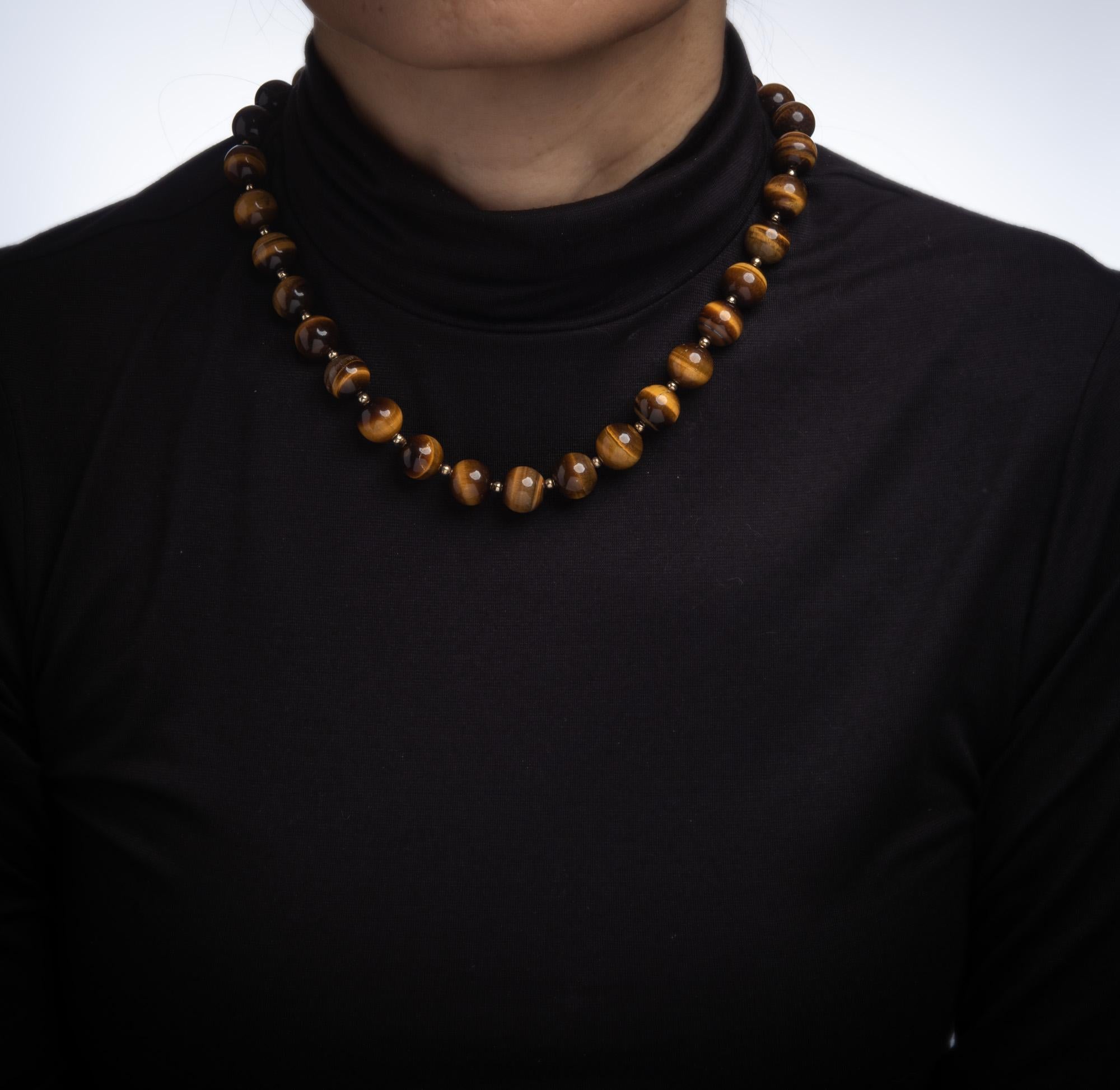 Modern Tigers Eye Bead Necklace 1970s Vintage 14 Karat Yellow Gold Strand Statement