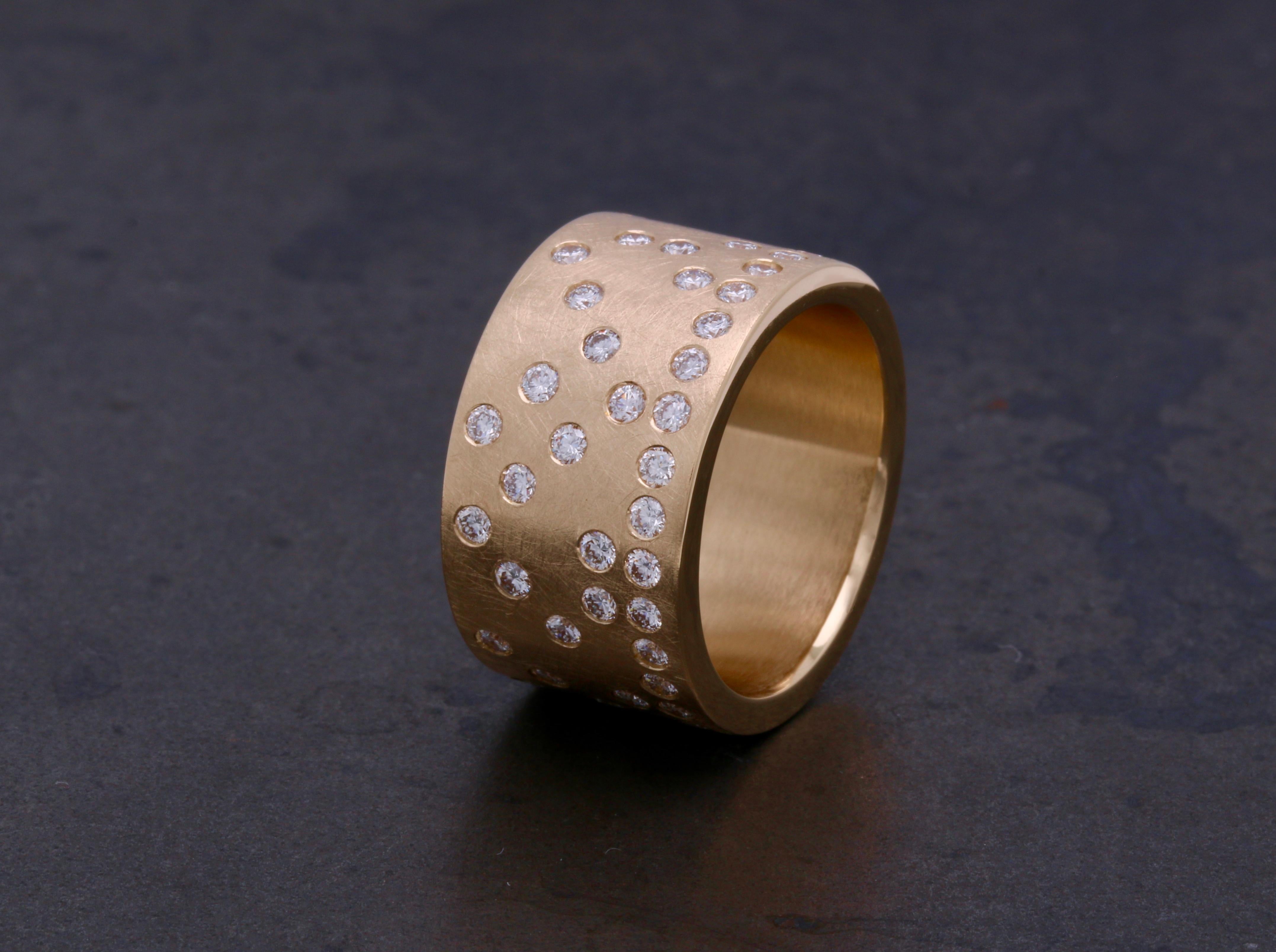 Im Angebot: Diamant und 14k Gold Hochzeit Jahrestag Band Ring () 5