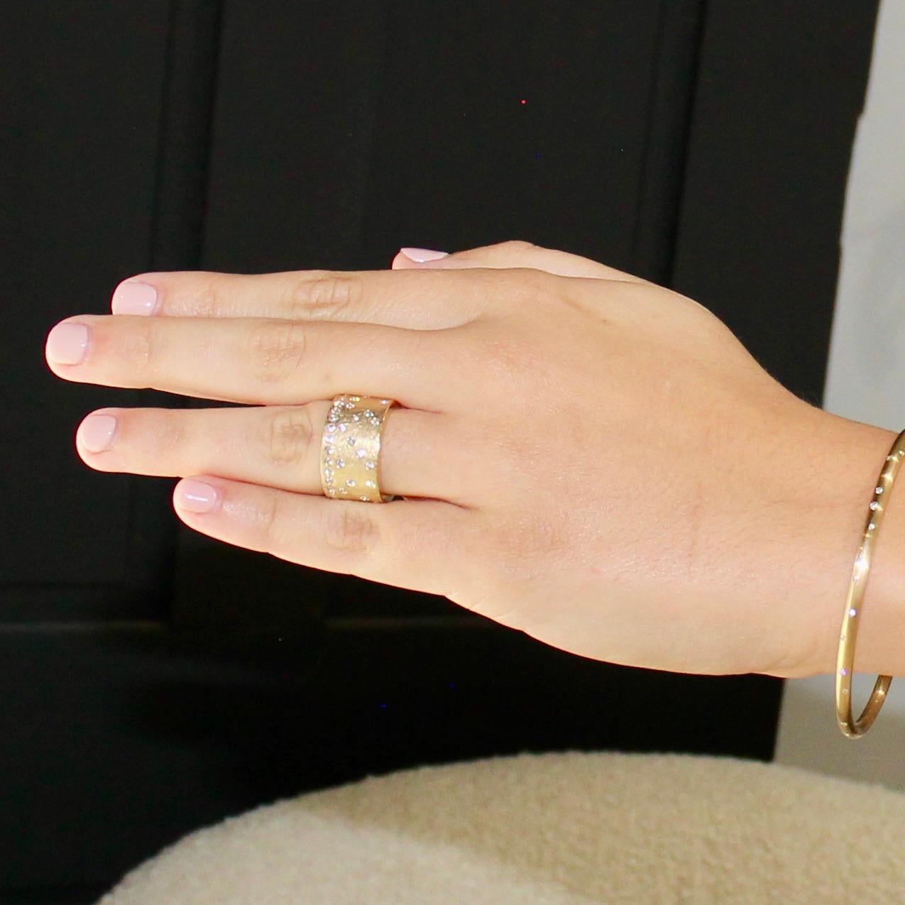 Im Angebot: Diamant und 14k Gold Hochzeit Jahrestag Band Ring () 8