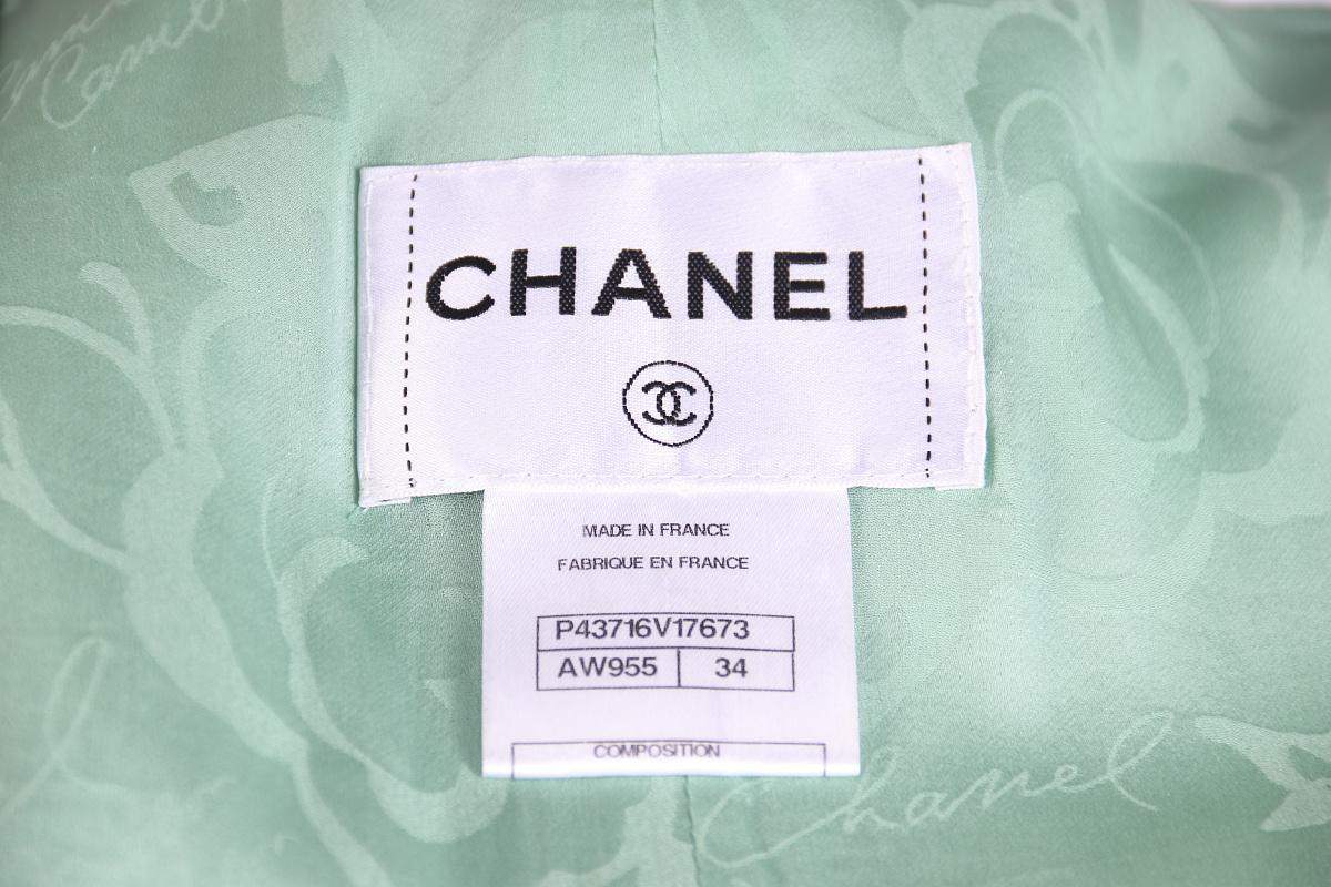 Women's 12P Chanel 2012 Single-breasted Tweed Jacket With Belt For Sale