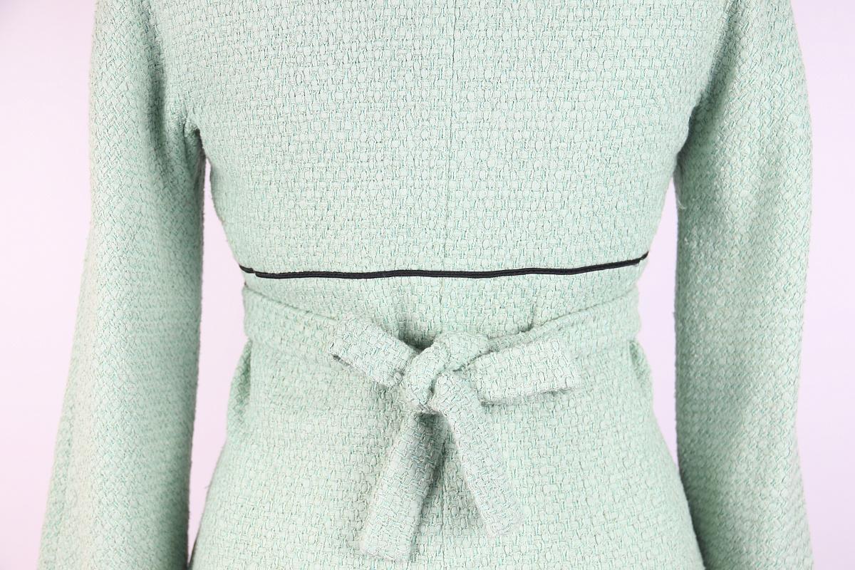12P Chanel 2012 Single-breasted Tweed Jacket With Belt For Sale 3