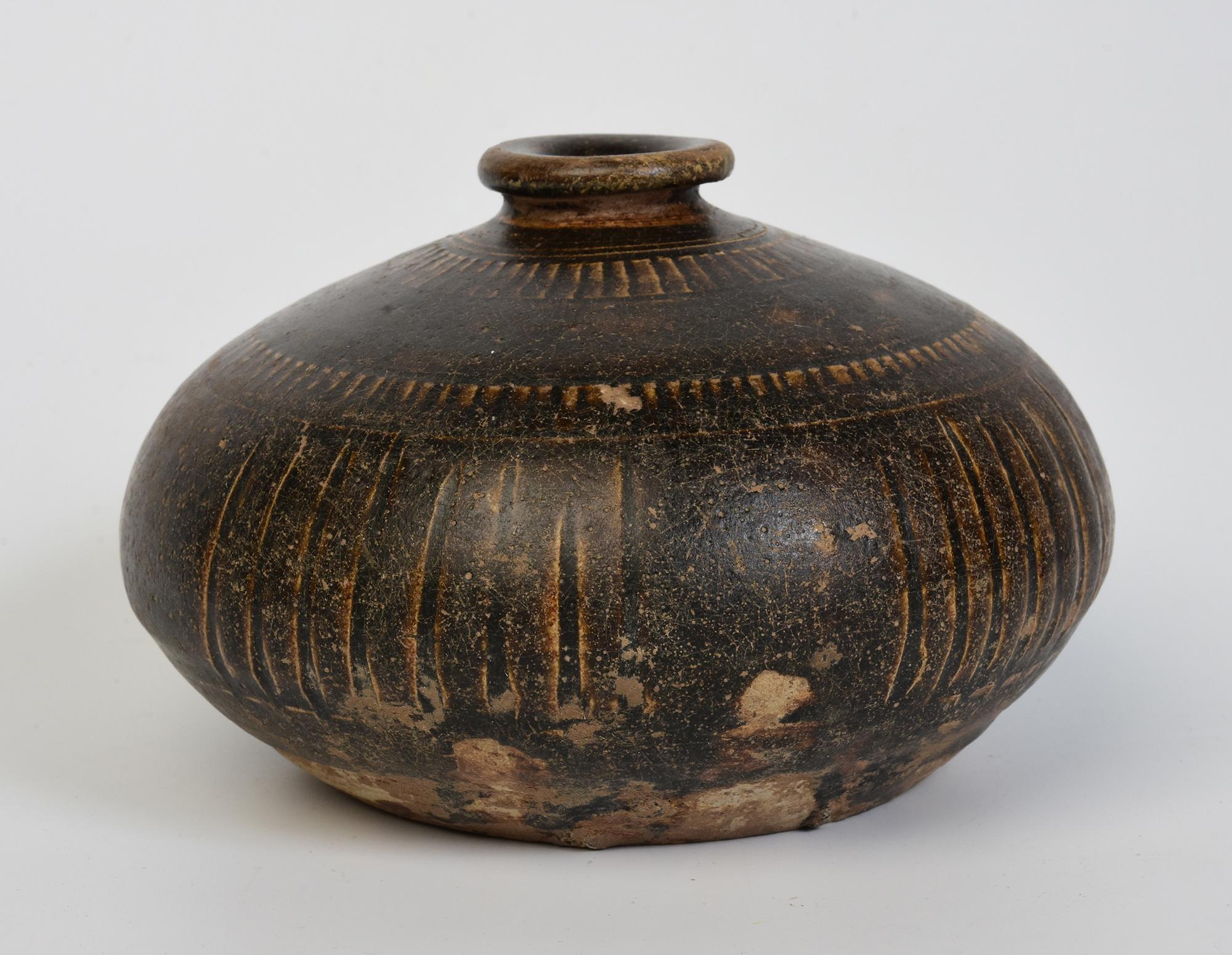 12th - 13th Century, Bayon, Antique Khmer Dark-Brown Glazed Pottery Honey Pot For Sale 4
