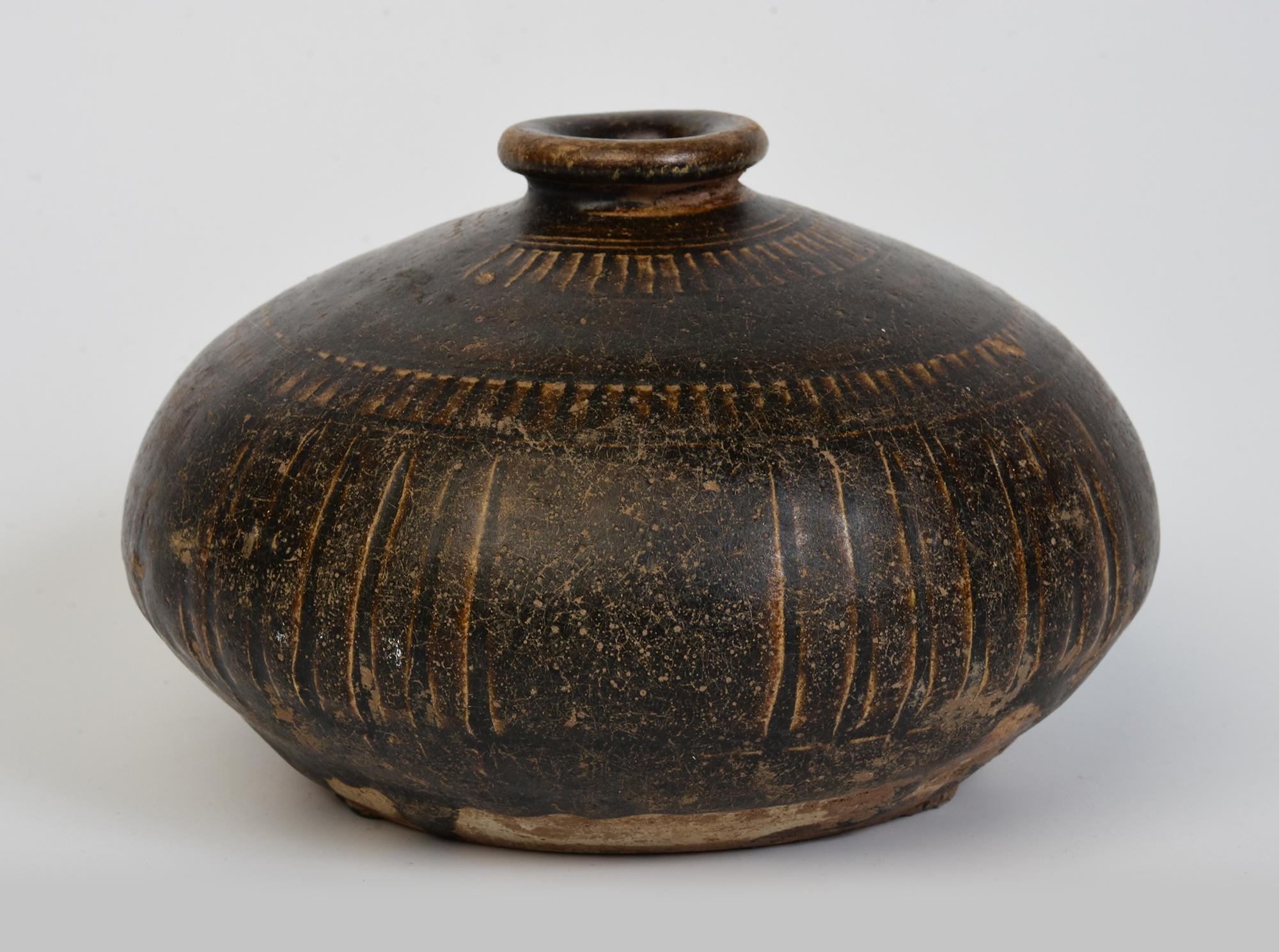 12th - 13th Century, Bayon, Antique Khmer Dark-Brown Glazed Pottery Honey Pot For Sale 2
