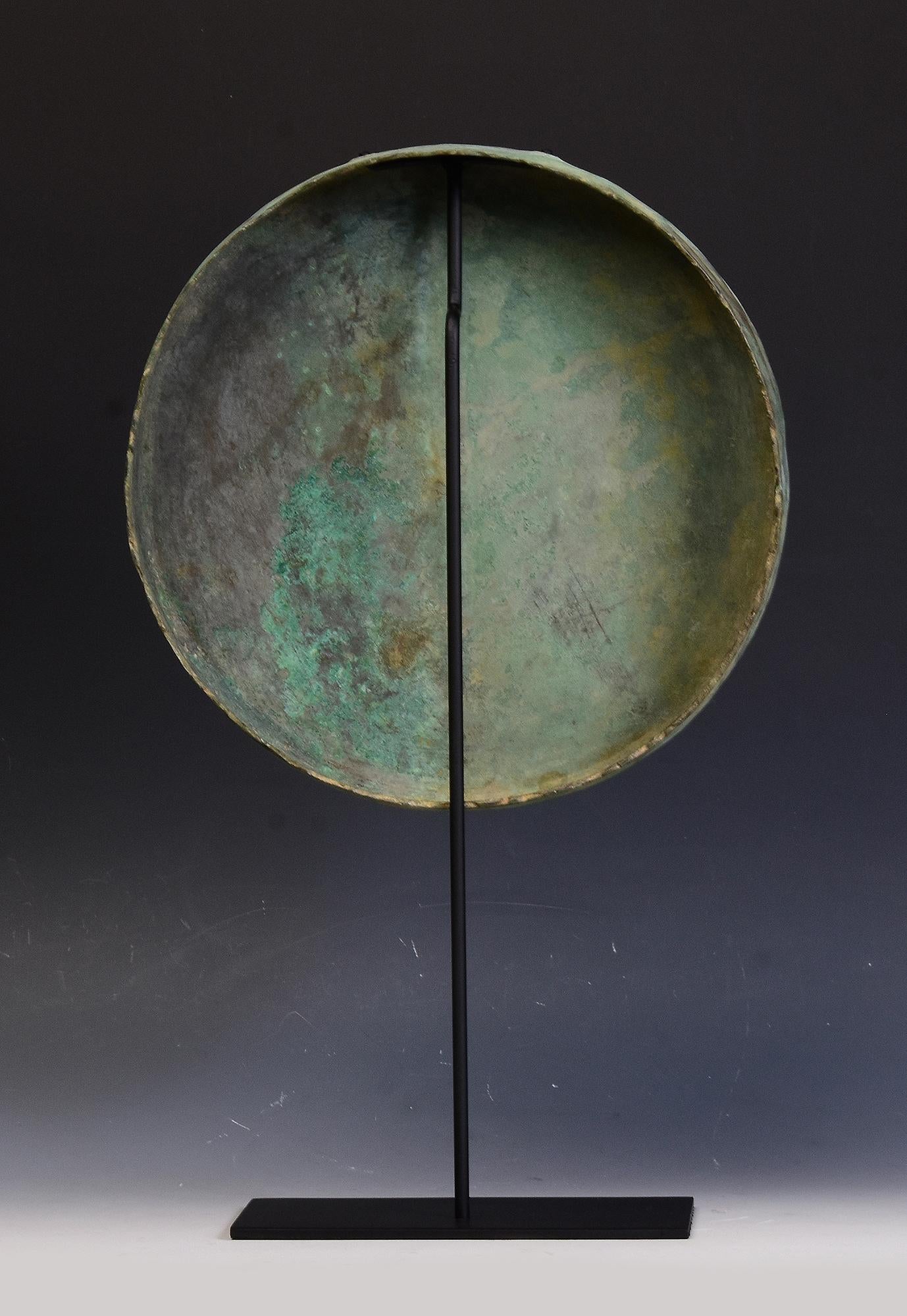 12th Century, Angkor Vat, Antique Khmer Bronze Gong with Stand For Sale 4