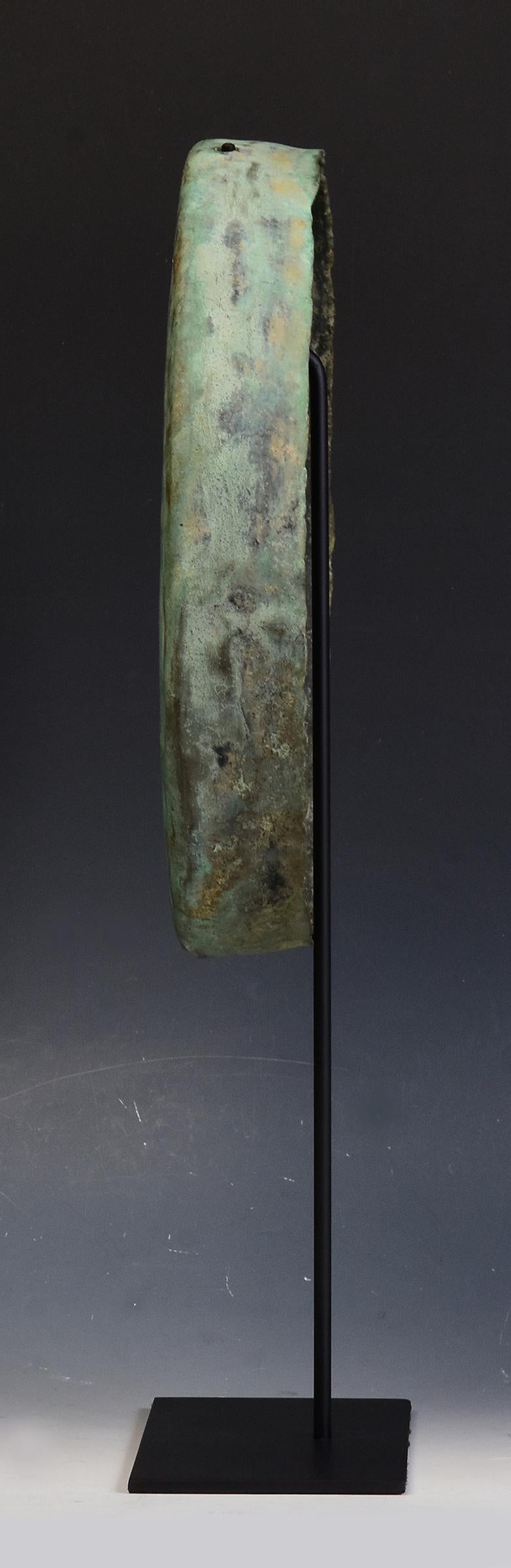 12th Century, Angkor Vat, Antique Khmer Bronze Gong with Stand For Sale 2