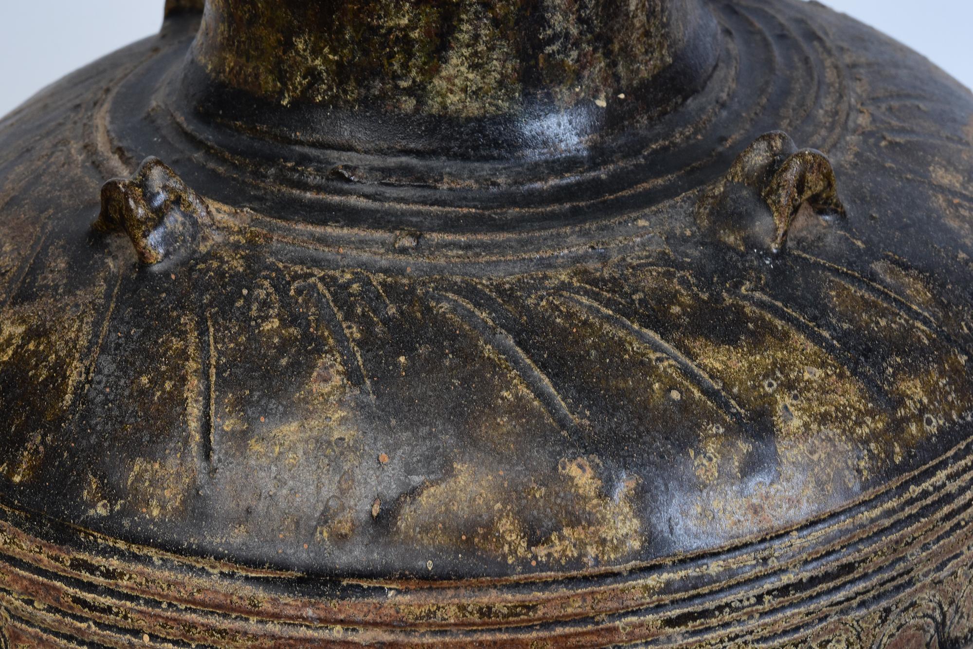 Cambodian 12th Century, Angkor Vat, Antique Khmer Dark-Brown Glazed Pottery Jar For Sale
