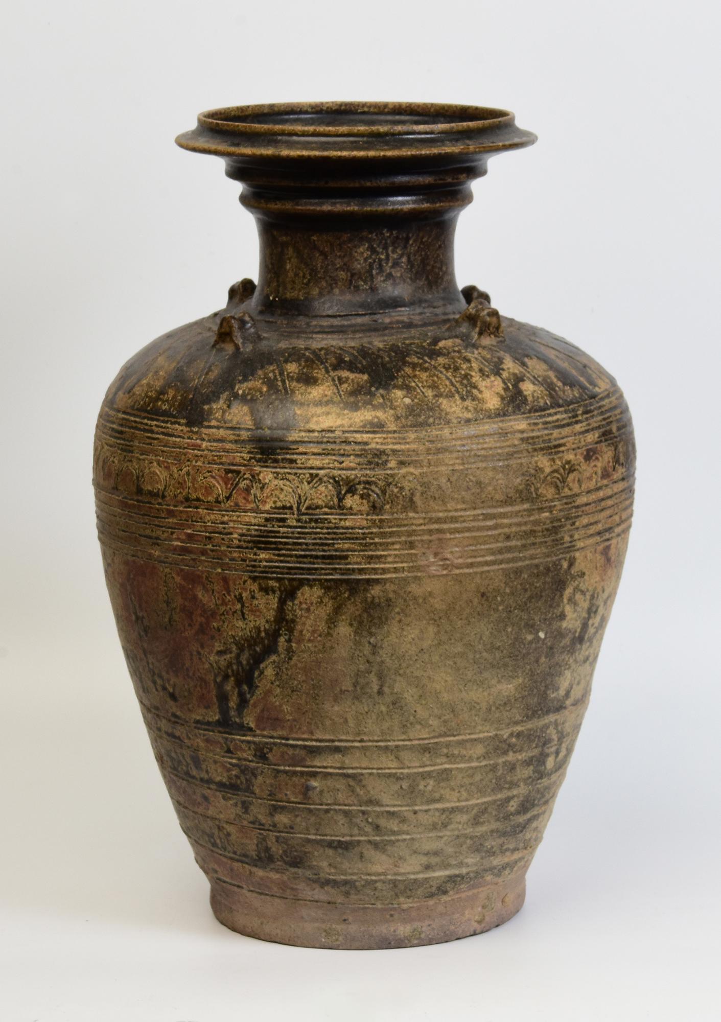 12th Century, Angkor Vat, Antique Khmer Dark-Brown Glazed Pottery Jar For Sale 3