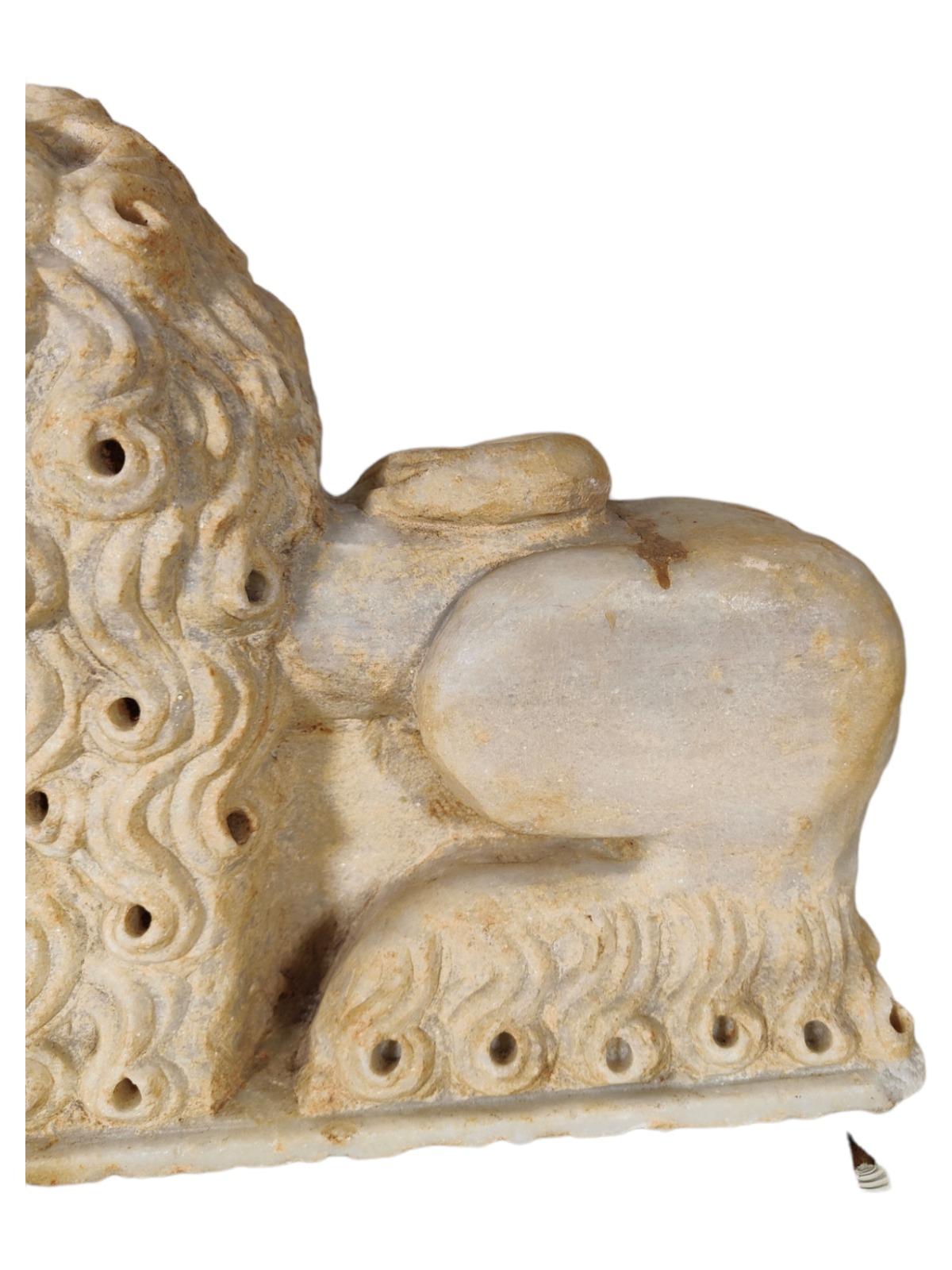 Lion romain italien du 12e siècle en vente 4