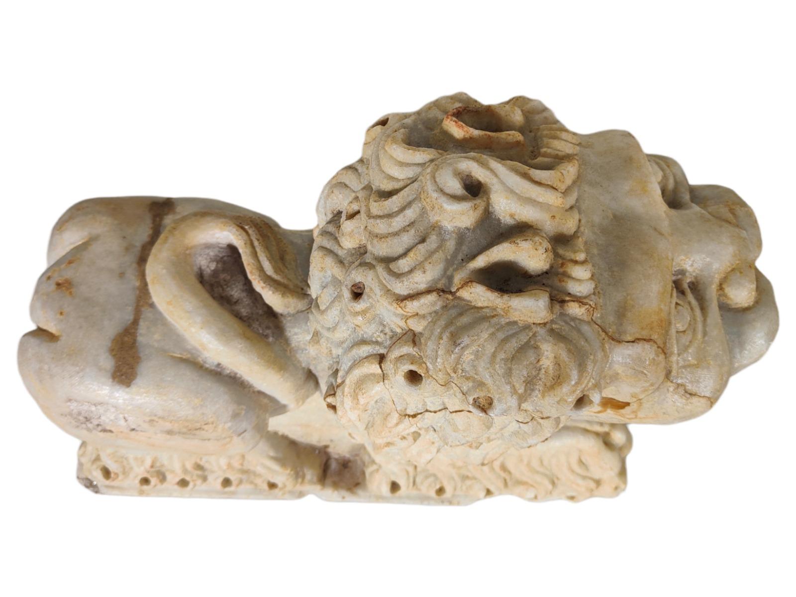 Lion romain italien du 12e siècle en vente 5