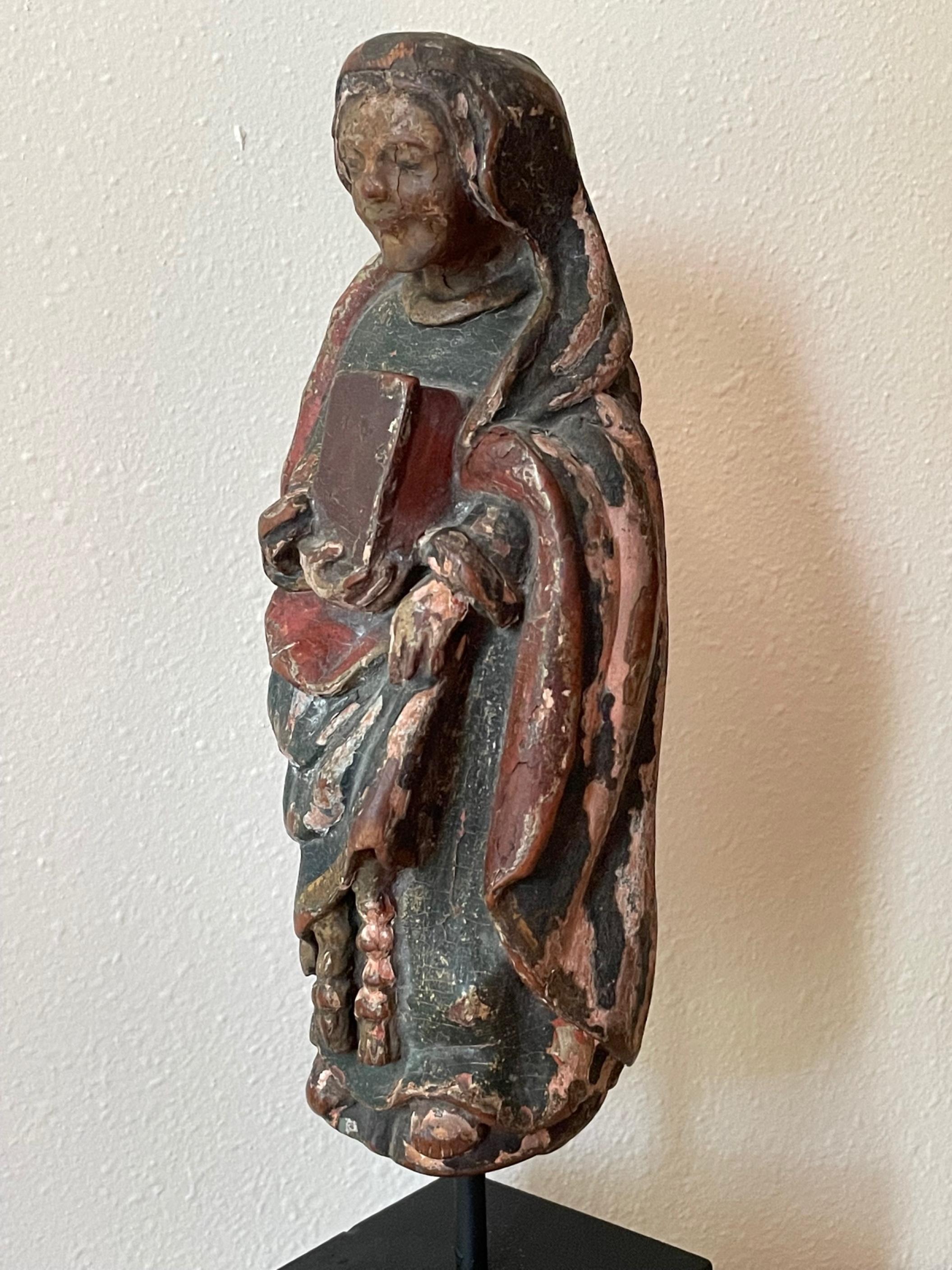 English 12th Century Rare Romanesque Wood Sculpture of the Virgin Mary For Sale