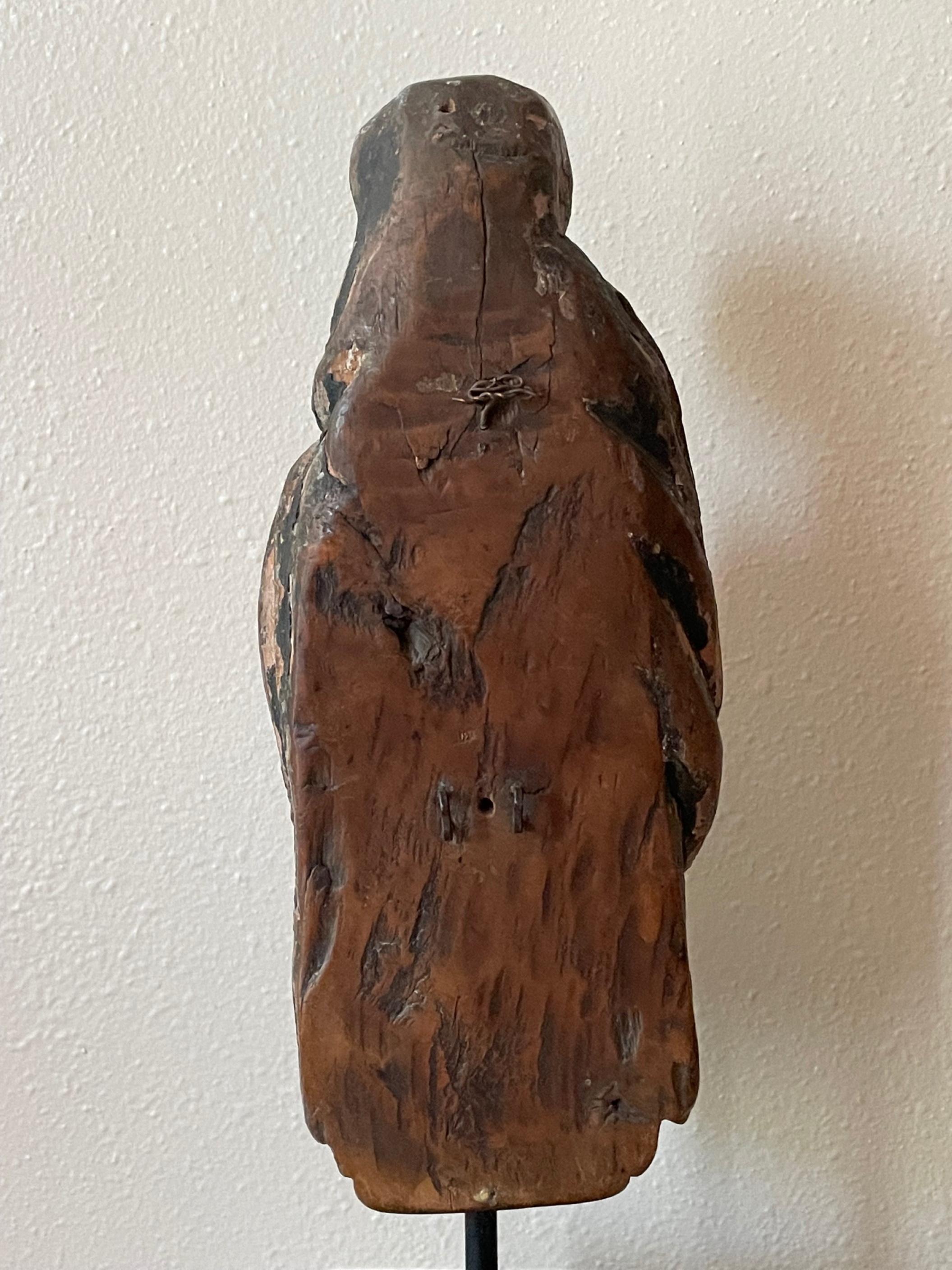12th Century Rare Romanesque Wood Sculpture of the Virgin Mary In Good Condition For Sale In Vero Beach, FL