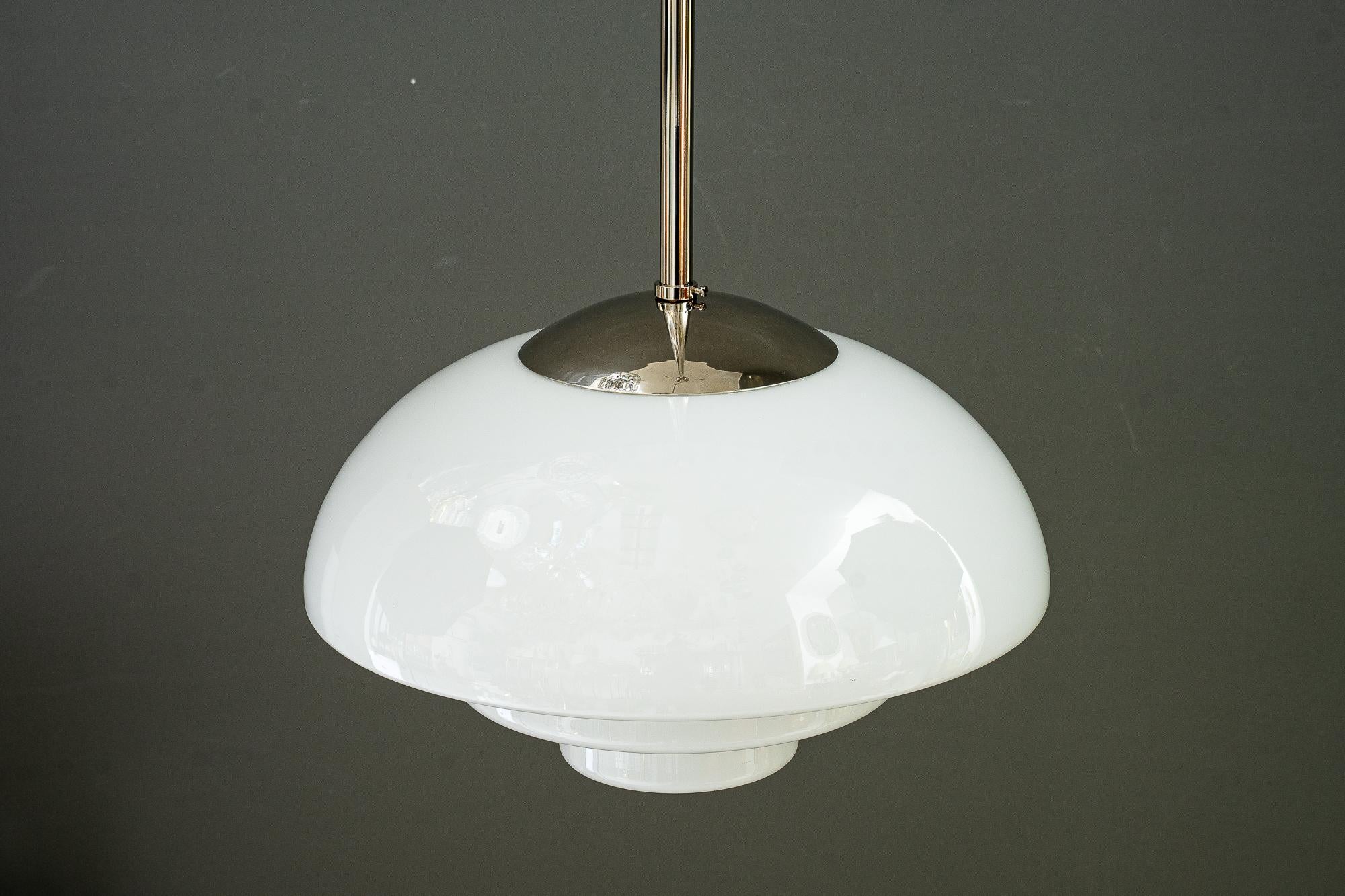 Placcato 12x ciondolo in nichel Bauhaus Germania anni '30 circa in vendita