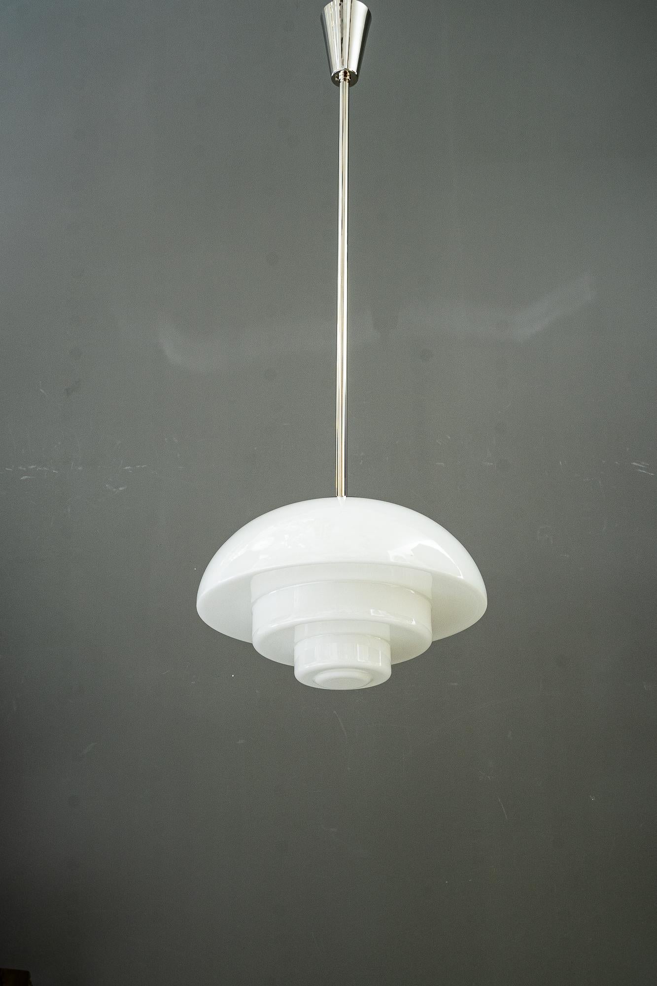 Metà XX secolo 12x ciondolo in nichel Bauhaus Germania anni '30 circa in vendita