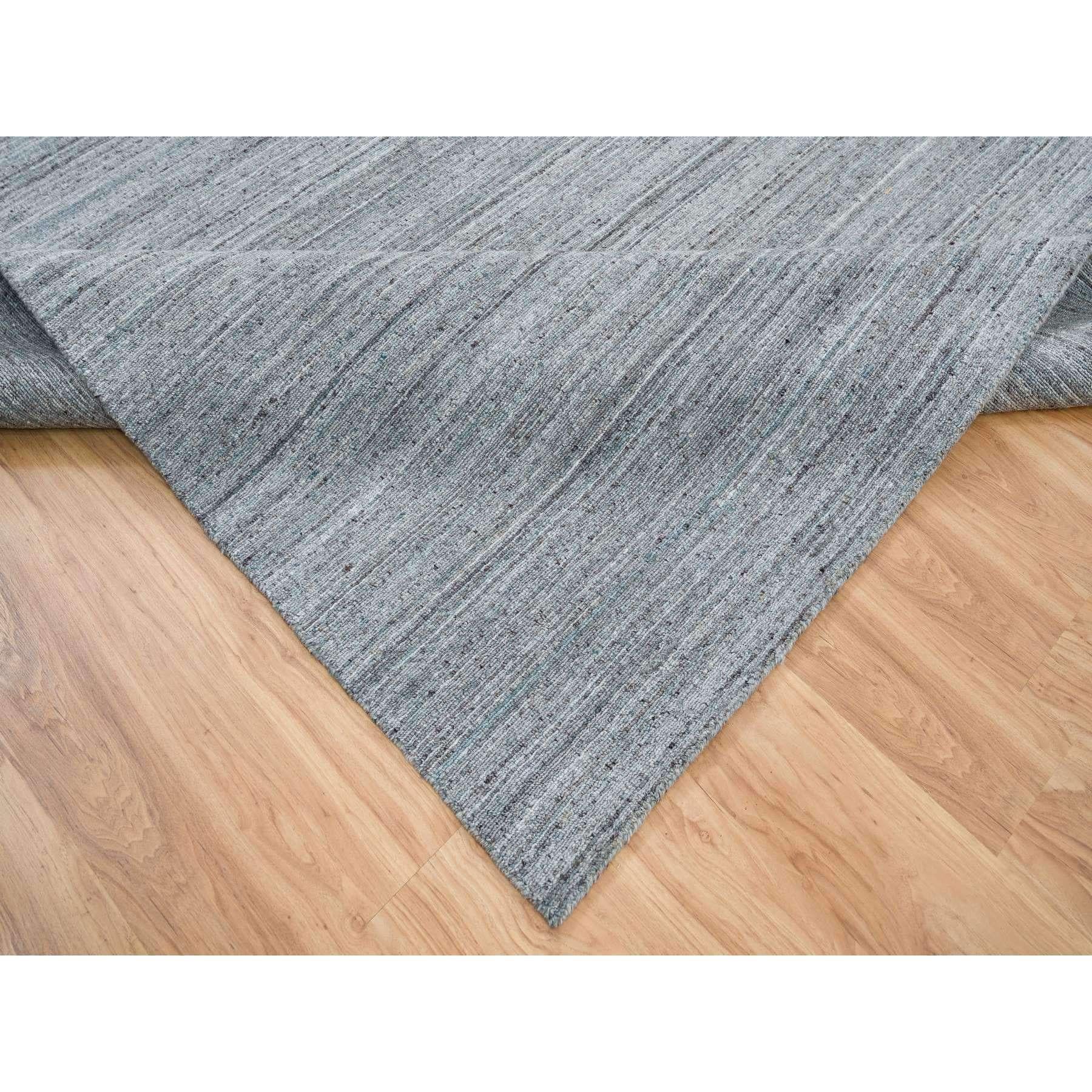 Tappeto orientale quadrato 12'x12' in lana grigio arsenico lavorato a mano, con design a striature moderne In condizioni Nuovo in vendita a Carlstadt, NJ