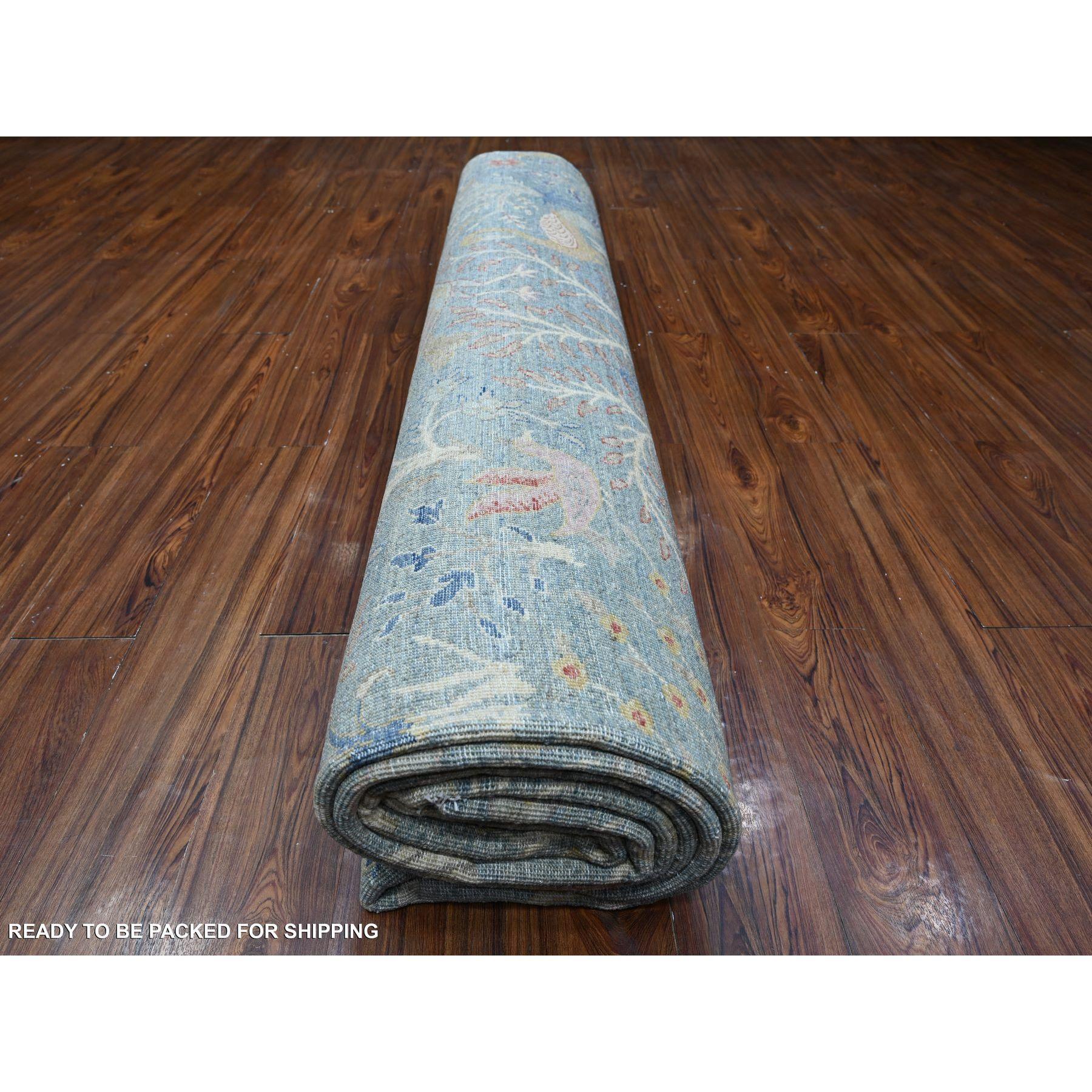 12'x12' Blauer handgeknüpfter quadratischer afghanischer Peshawar-Teppich aus Wolle mit Paradiesvogeln im Angebot 2