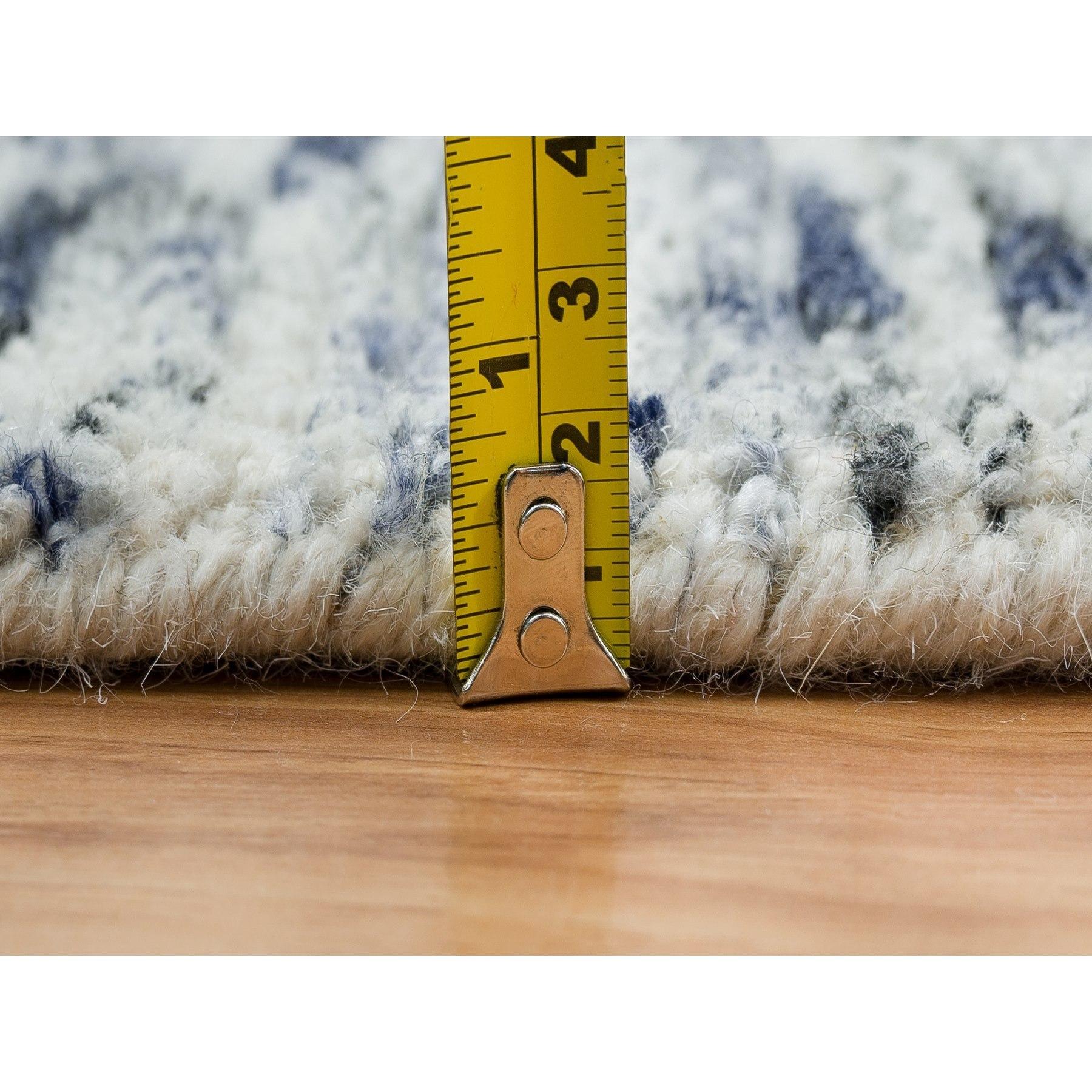 12'x12' Blauer und elfenbeinfarbener, handgewebter Teppich aus reiner Wolle Modern Striae Design Square Rug im Angebot 3