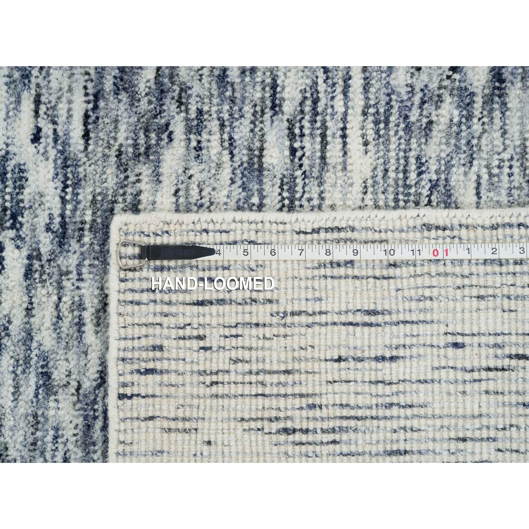 12'x12' Blauer und elfenbeinfarbener, handgewebter Teppich aus reiner Wolle Modern Striae Design Square Rug im Angebot 4