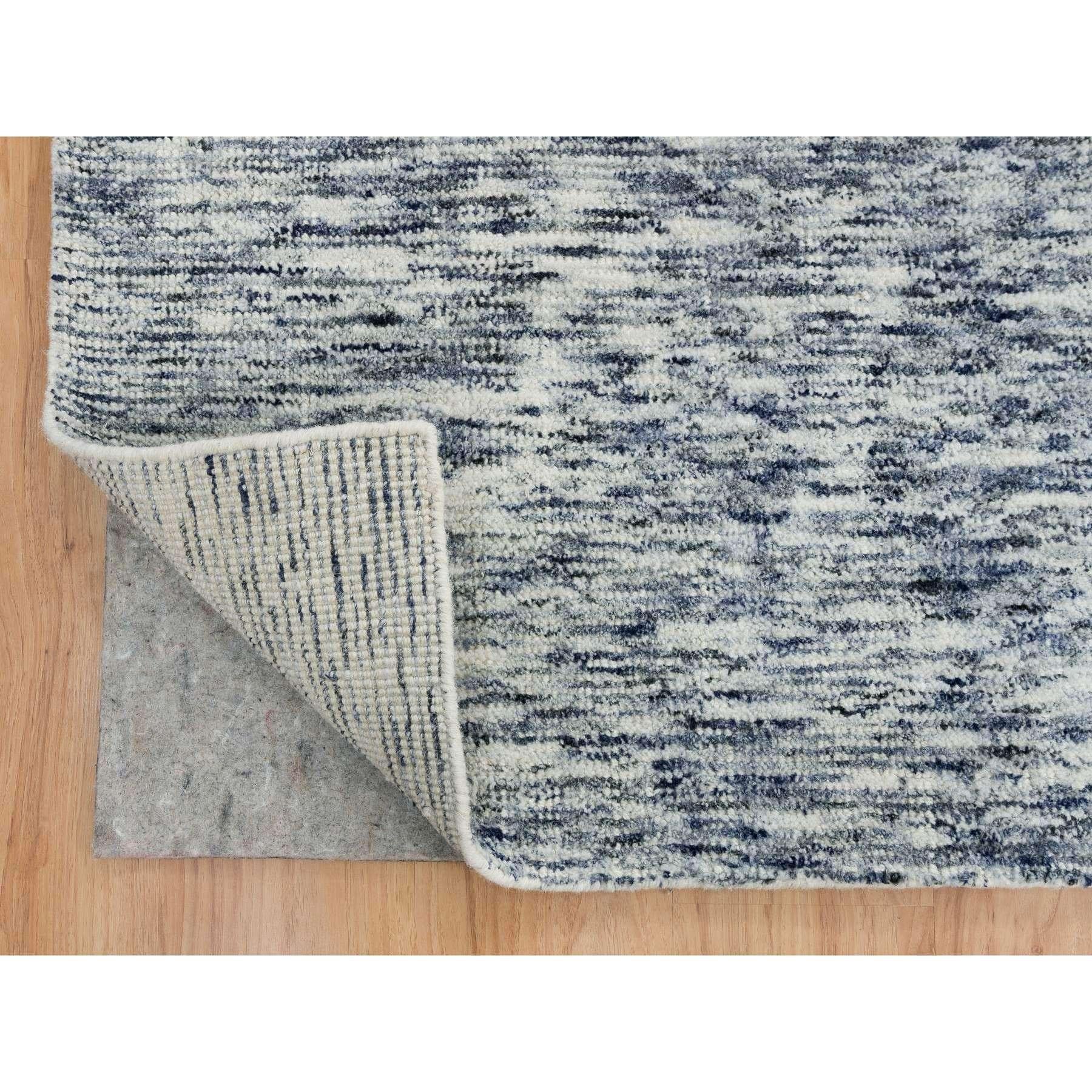 12'x12' Blauer und elfenbeinfarbener, handgewebter Teppich aus reiner Wolle Modern Striae Design Square Rug (Indisch) im Angebot