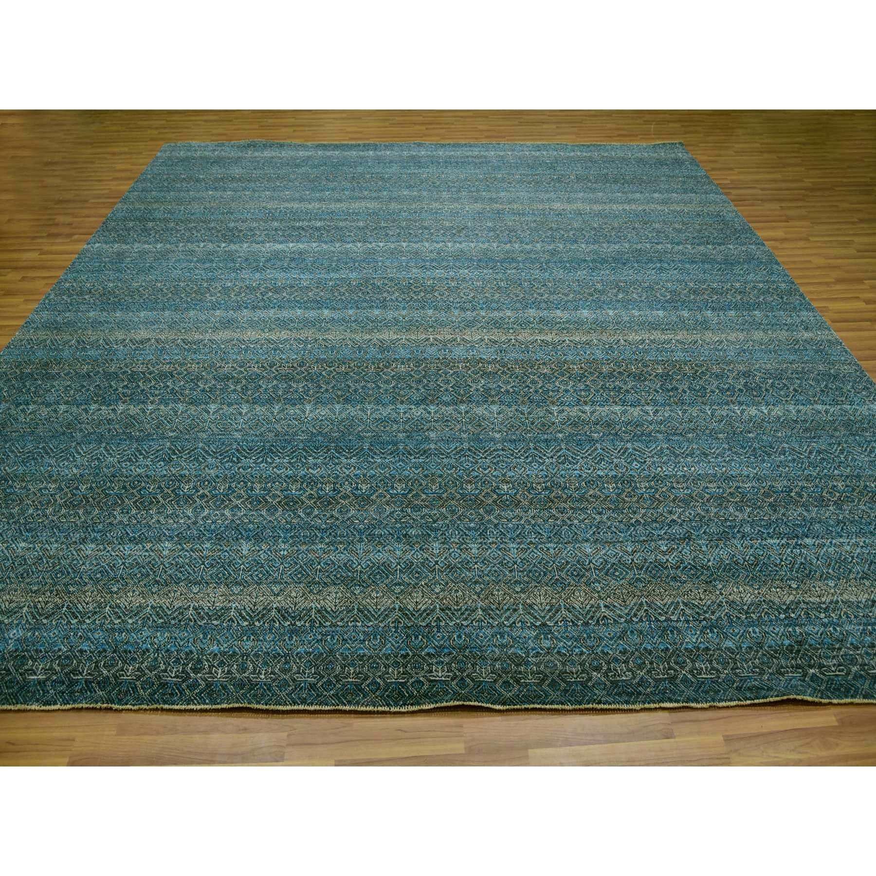 This is a truly genuine one-of-a-kind 100% Plush Wool Hand Knotted, Kohinoor Herat Small Geometric Repetitive Design, Oriental Rug. It has been Knotted for months and months in the centuries-old weaving craftsmanship techniques by expert