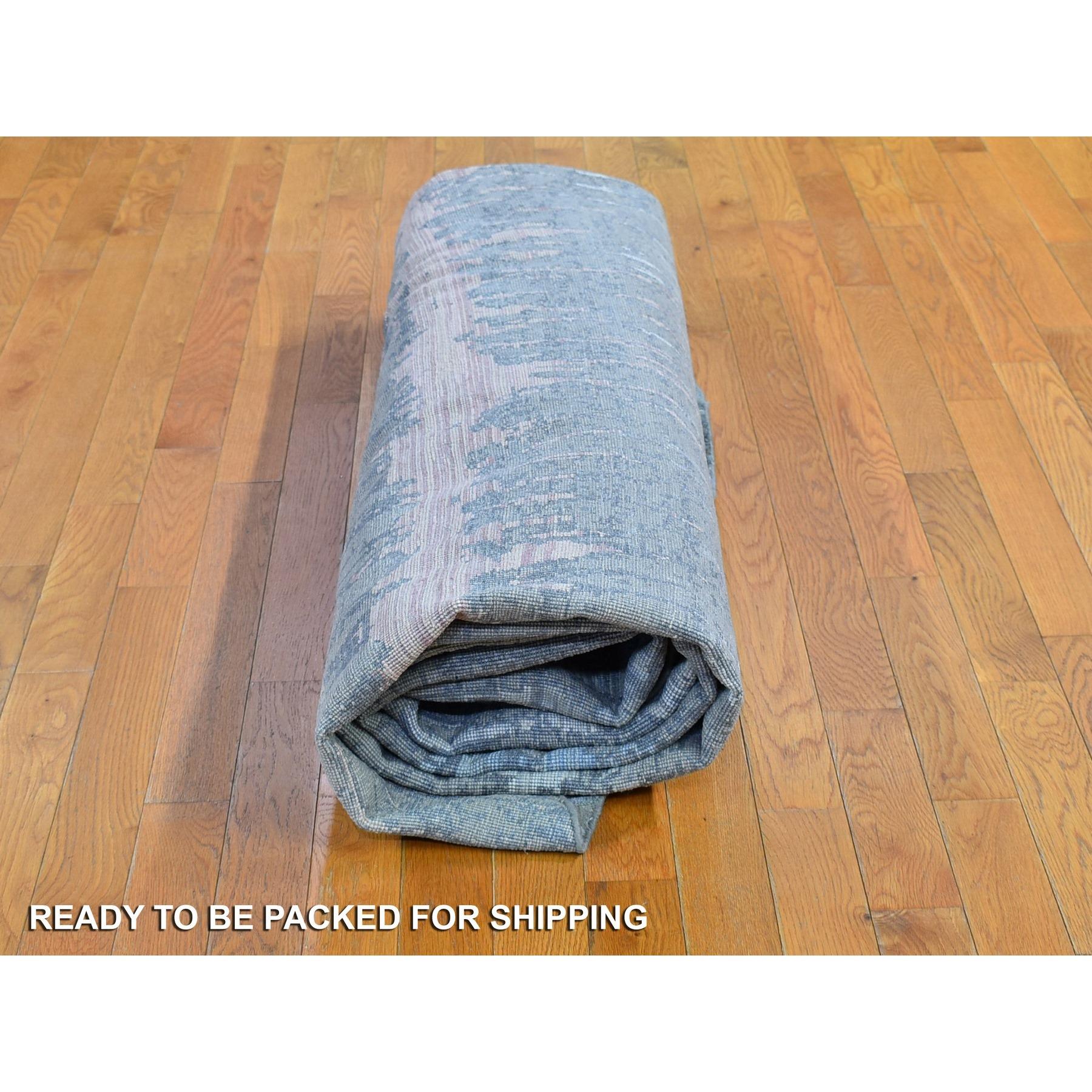 12'x12' Tapis rond en laine et soie noué à la main avec un design cardiaque et des couleurs pastel en vente 2