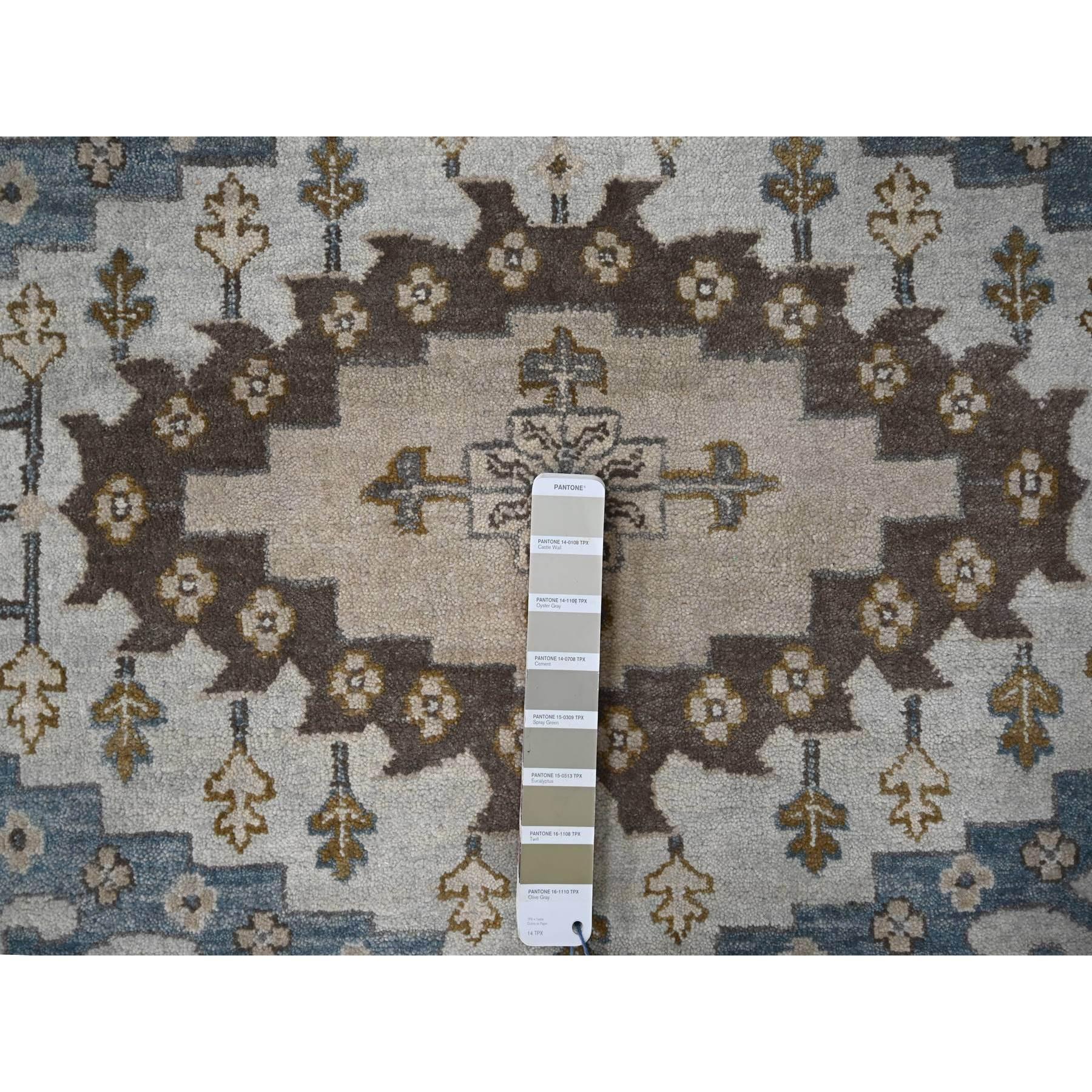 Indian 12'x12' Cloud Gray Hand Knotted Farsian Geometrical Medallions Wool Round Rug For Sale