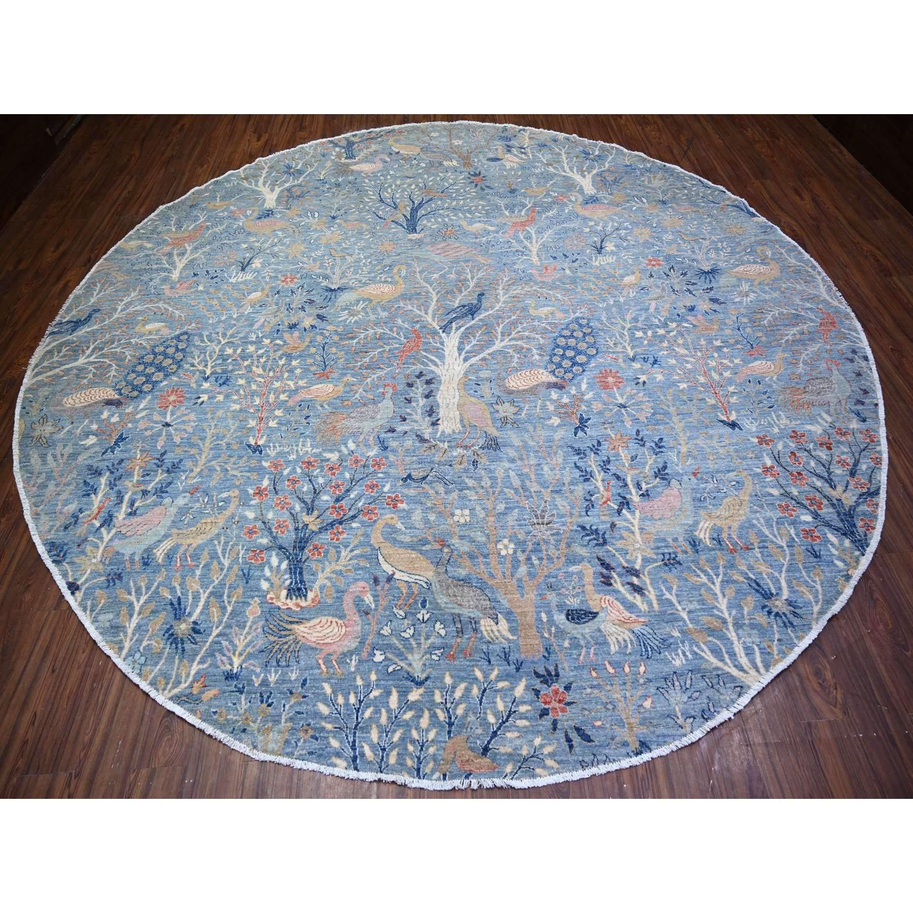 This is a truly genuine one-of-a-kind Afghan Peshawar with Birds of Paradise Design, Hand Knotted, Pure Wool, Oriental Rug. It has been Knotted for months and months in the centuries-old weaving craftsmanship techniques by expert artisans.
Primary