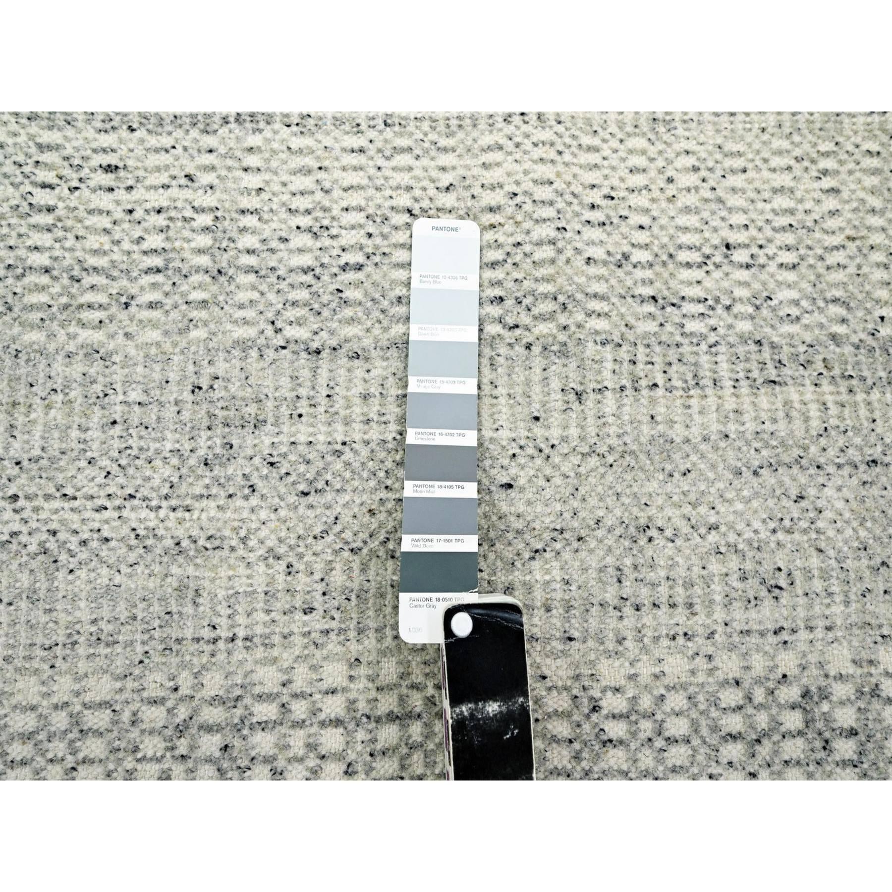 Lana 12'x12' Tappeto rotondo in lana annodata a mano, grigio, con disegno di erba ossidata e afflosciata in vendita