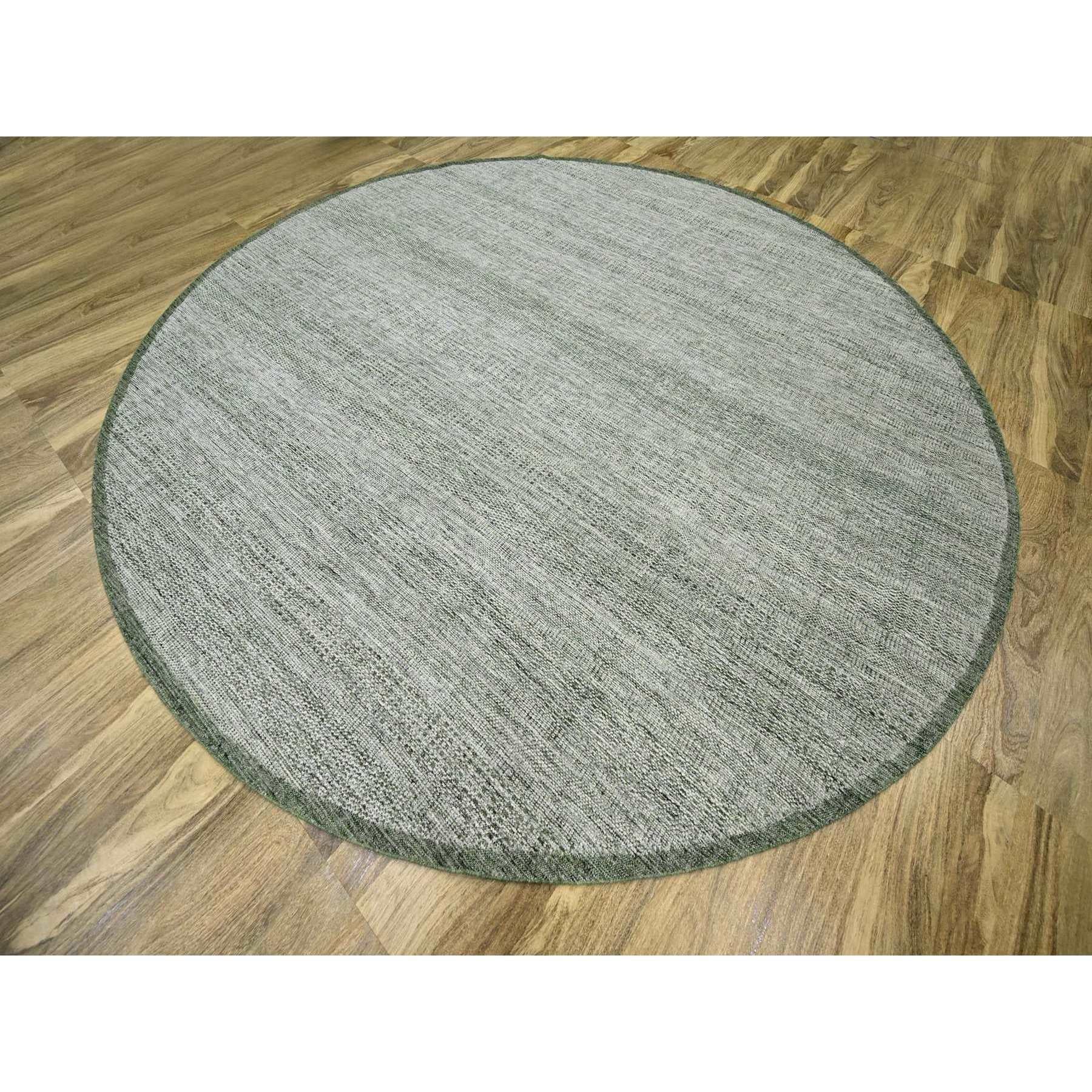 Moderne Tapis rond en laine nouée à la main 12'x12' vert Oxidized and Distressed Grass Design en vente