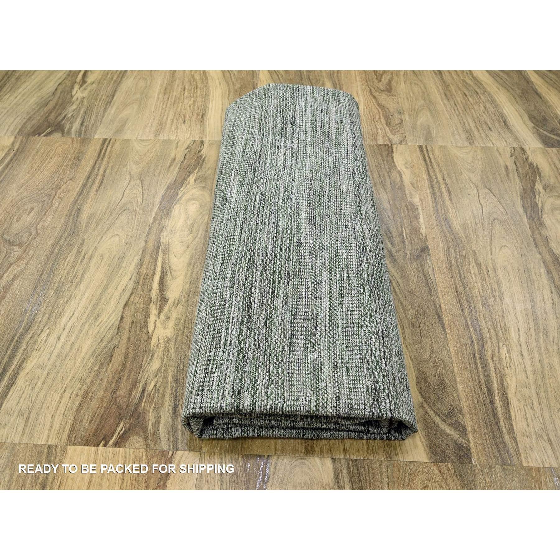 Tapis rond en laine nouée à la main 12'x12' vert Oxidized and Distressed Grass Design en vente 1