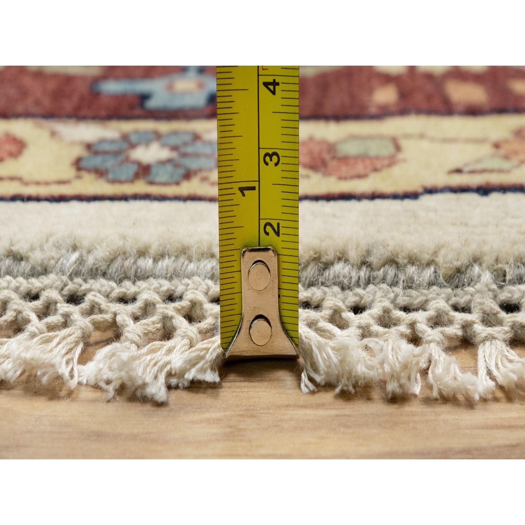 12'x12' Ivory Antiqued Fine Heriz Re-Creation Hand Knotted Pure Wool Round Rug For Sale 3