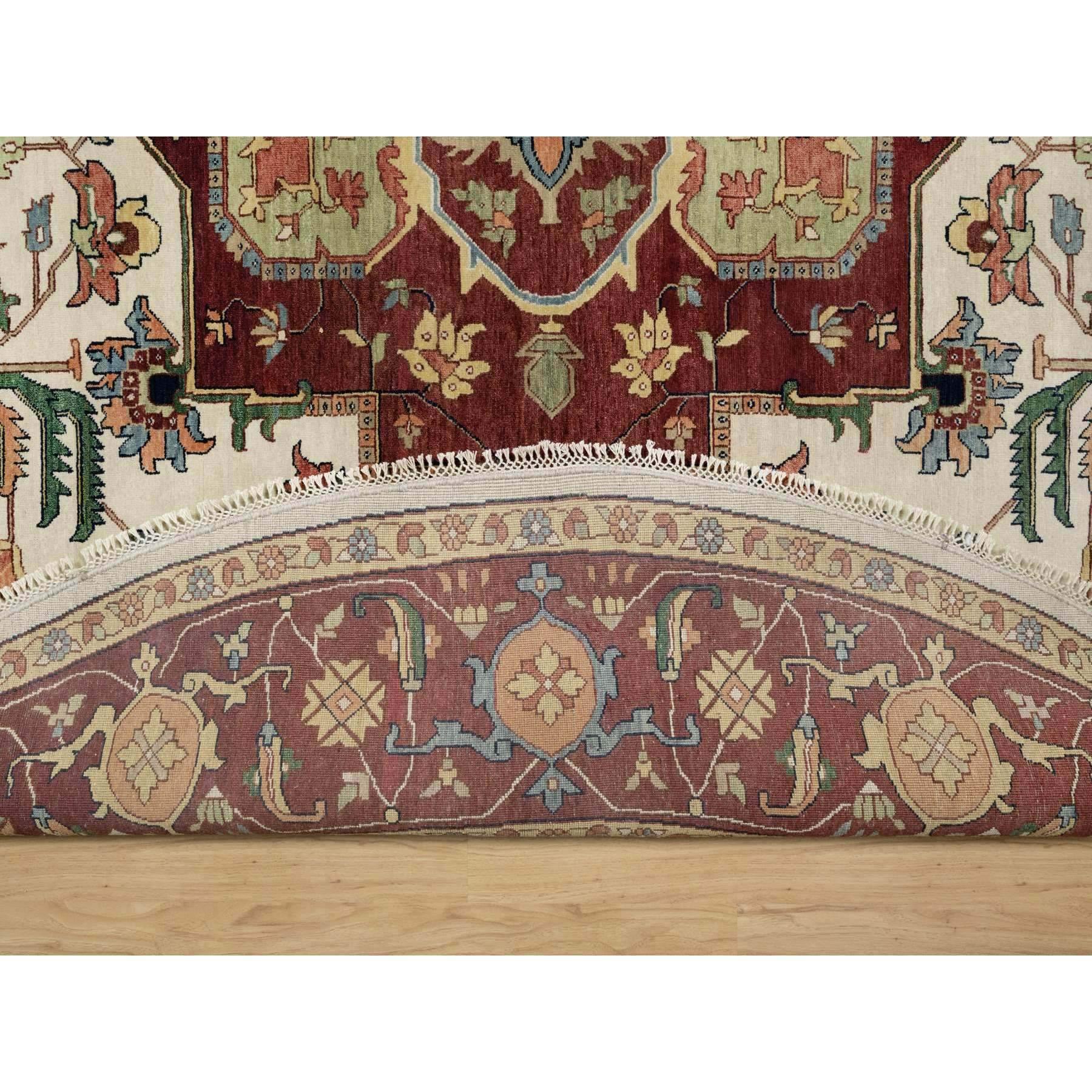 Indian 12'x12' Ivory Antiqued Fine Heriz Re-Creation Hand Knotted Pure Wool Round Rug For Sale