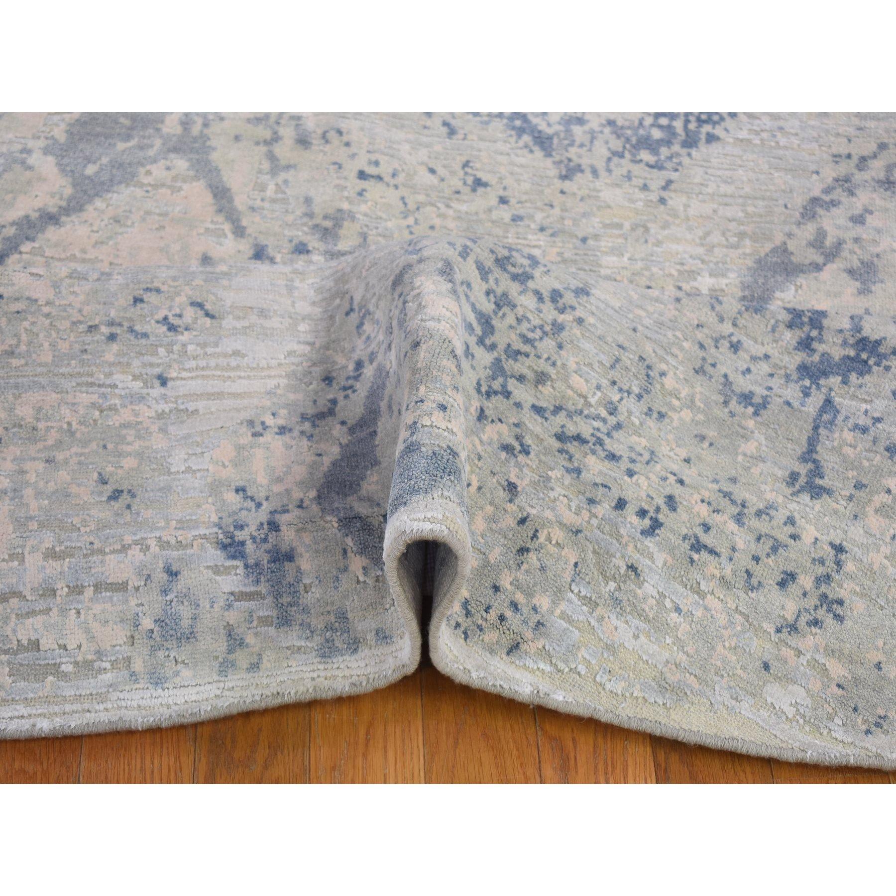 Noué à la main Tapis rond 12'x12' Ivory Large Elements with Pastels Silk with Textured Wool en vente