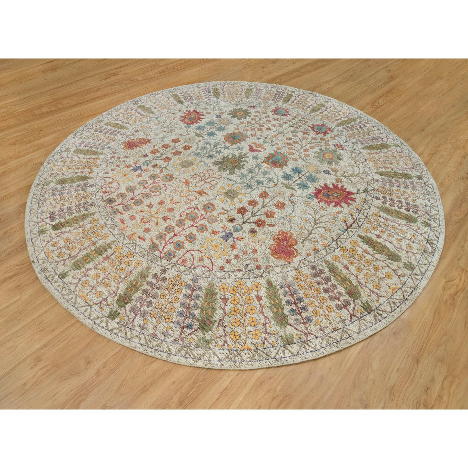 12'x12' Leinen Beige Wolle und Seide Directional Handgeknüpfter orientalischer runder Teppich (Mittelalterlich) im Angebot