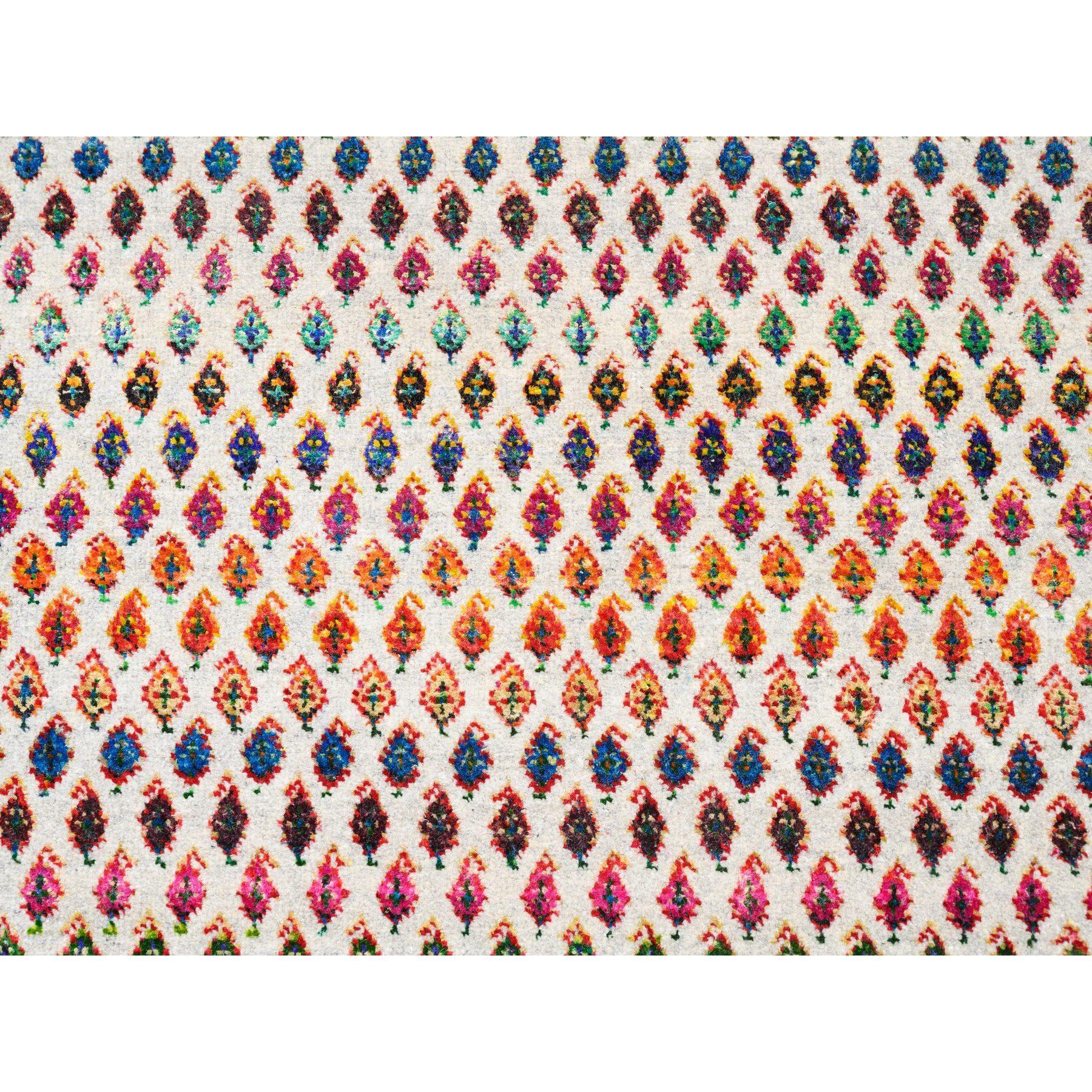 Tappeto rotondo 12'x12' in lana colorata e seta sari Sarouk Mir annodato a mano in vendita 1