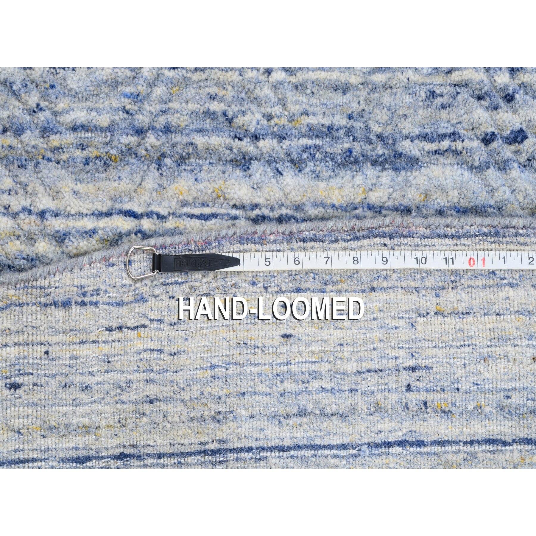 12'x12' Silver-Blue Tapis en laine biologique tissé à la main à motifs texturés variés en vente 4
