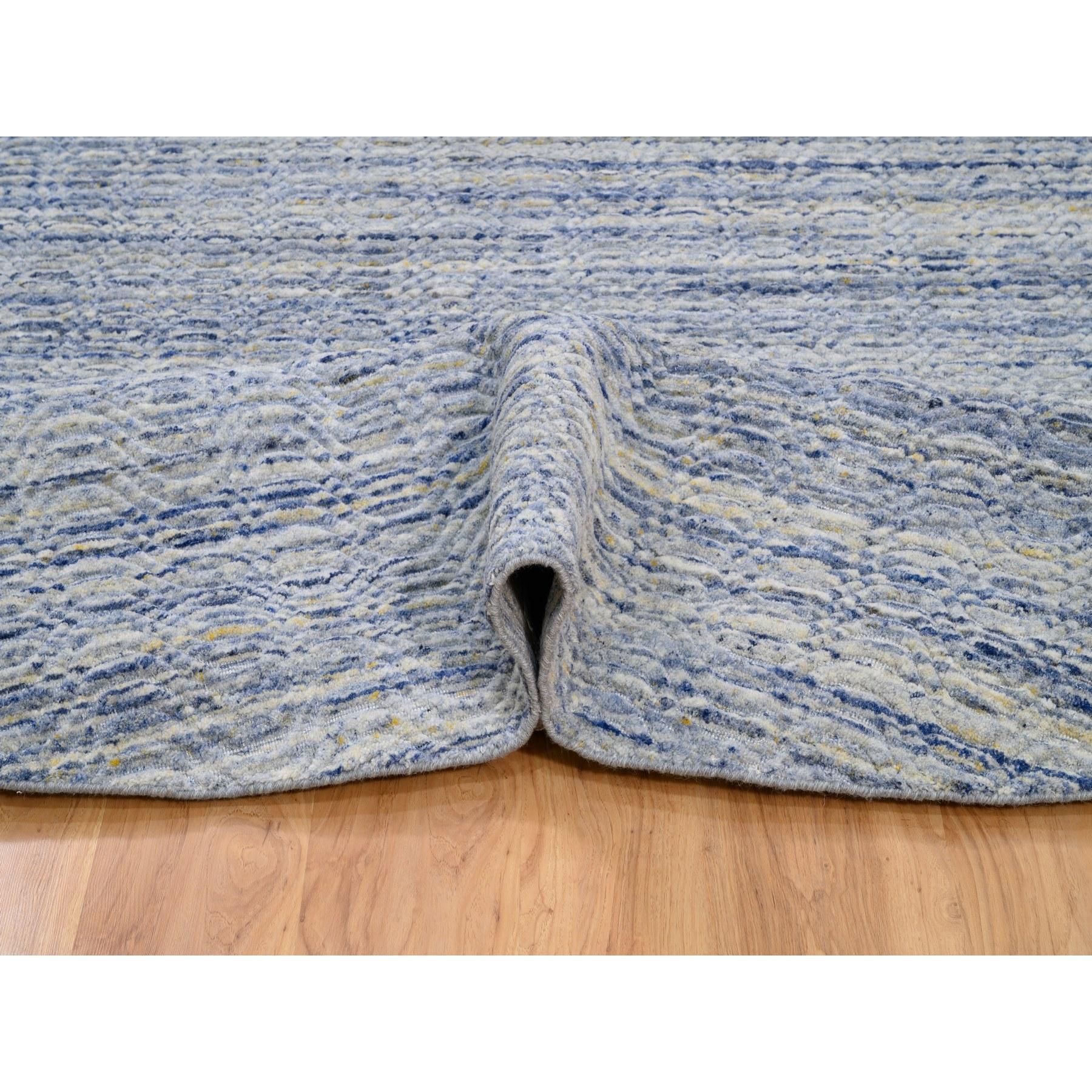 12'x12' Silver-Blue Tapis en laine biologique tissé à la main à motifs texturés variés Neuf - En vente à Carlstadt, NJ