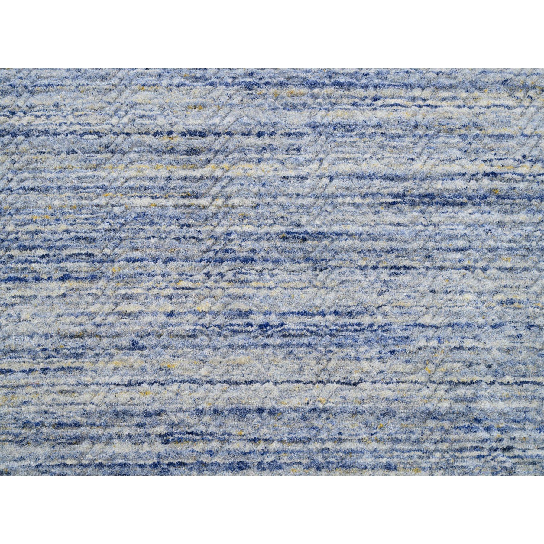 12'x12' Silver-Blue Tapis en laine biologique tissé à la main à motifs texturés variés en vente 1