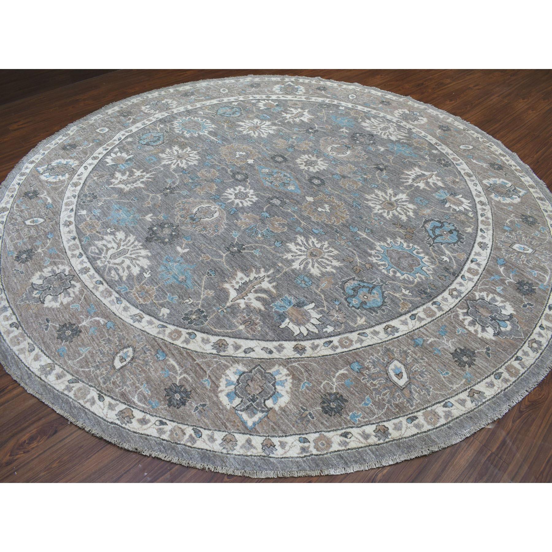 Afghano 12'x12' Silver Gray Tappeto rotondo orientale Peshawar in morbida lana annodata a mano in vendita