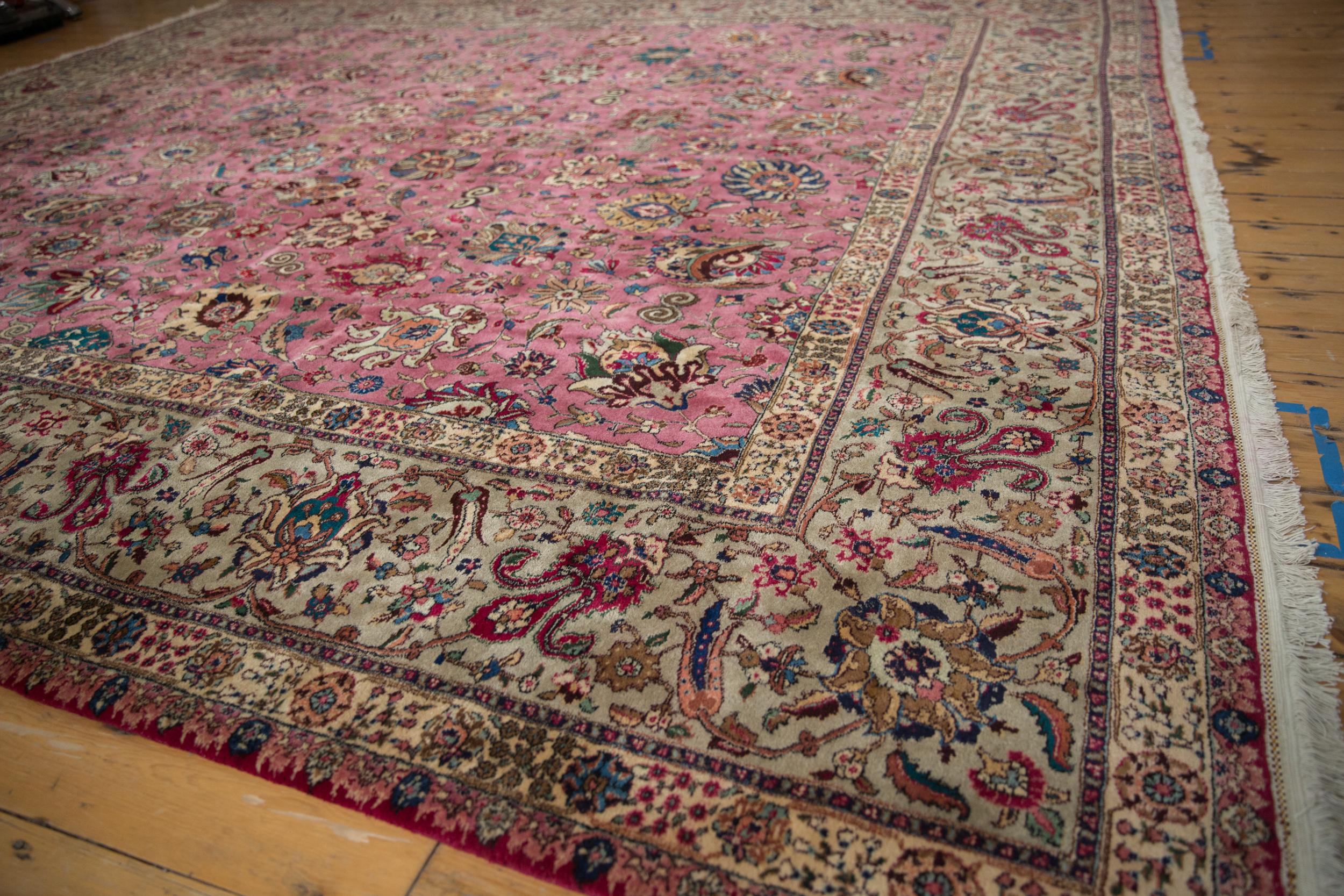 Tapis carré vintage de Tabriz en vente 2