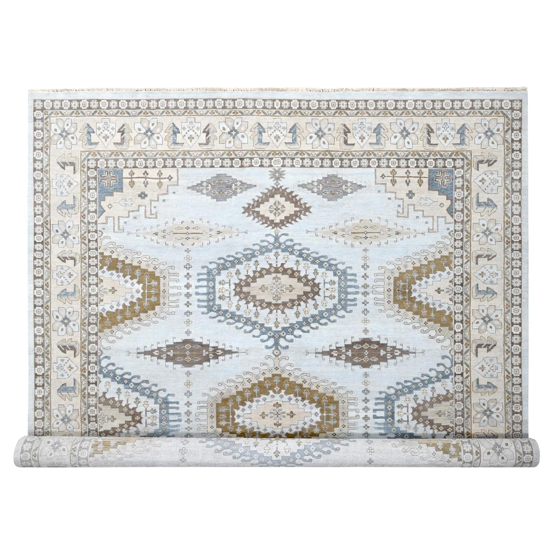 12'x14'8" Grauer persischer, vom Dorf inspirierter Teppich aus reiner Wolle mit geometrischen Elementen im Design