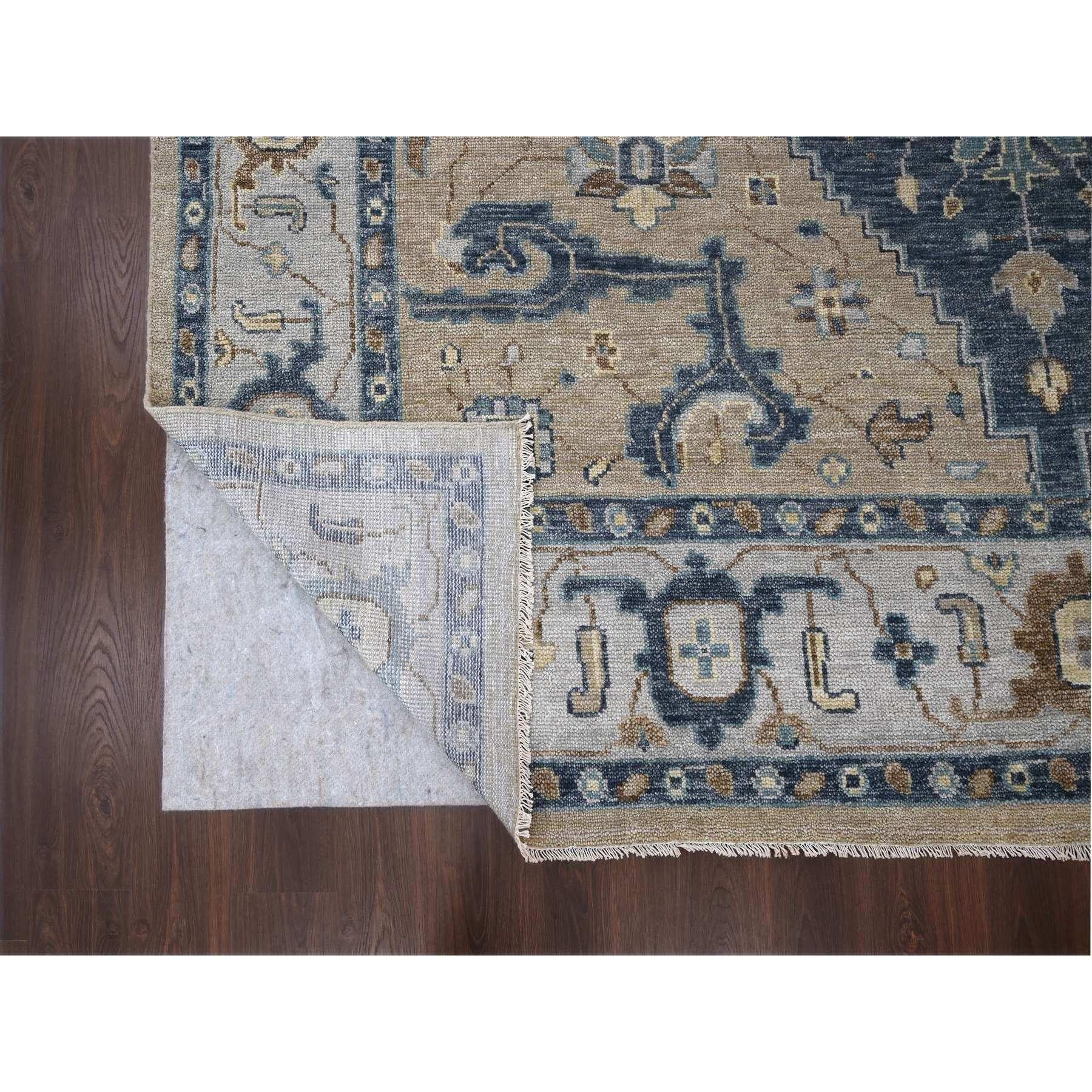 Alfombra oriental oversize de lana orgánica con diseño Bakshaish azul marino 12'x14'9 Indio en venta