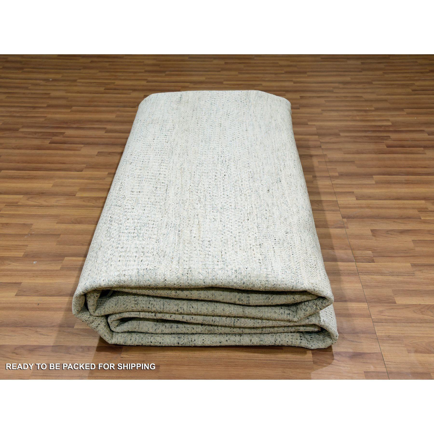 12'x15' Dove White Hand Knotted Wool Modern Grass Design Oversized Rug For Sale 4