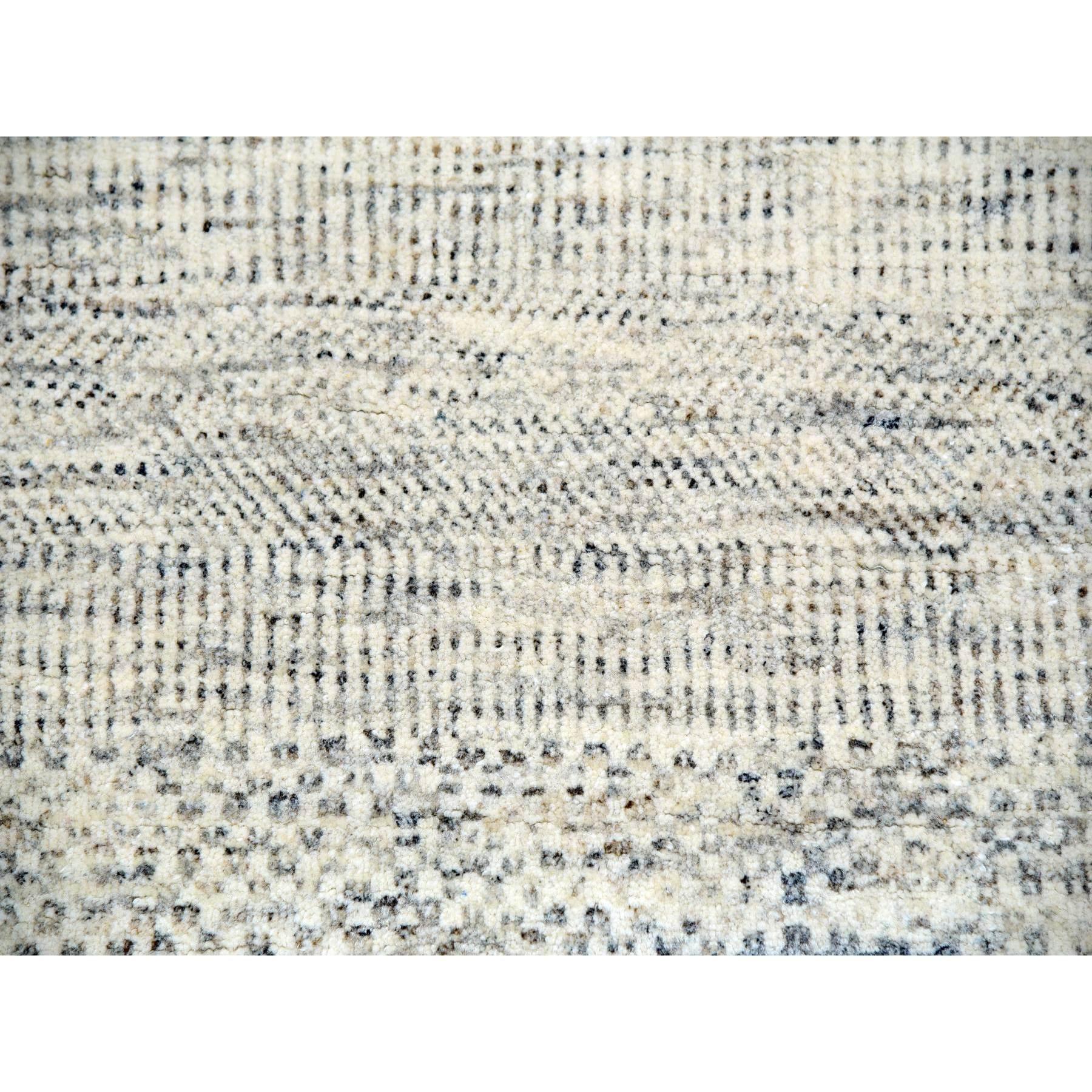 12'x15' Dove White Hand Knotted Wool Modern Grass Design Oversized Rug For Sale 3