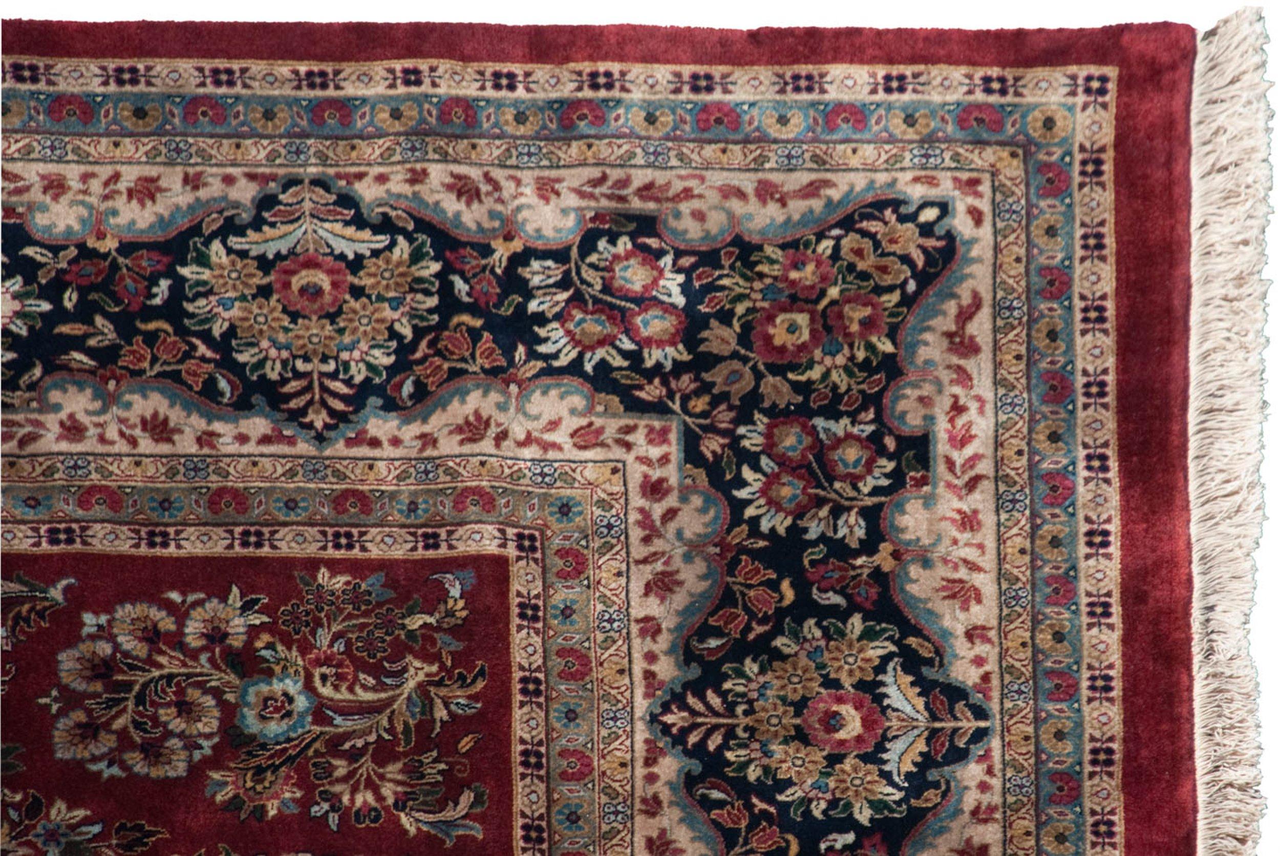 Contemporary Fine Indian American Sarouk Design Carpet For Sale