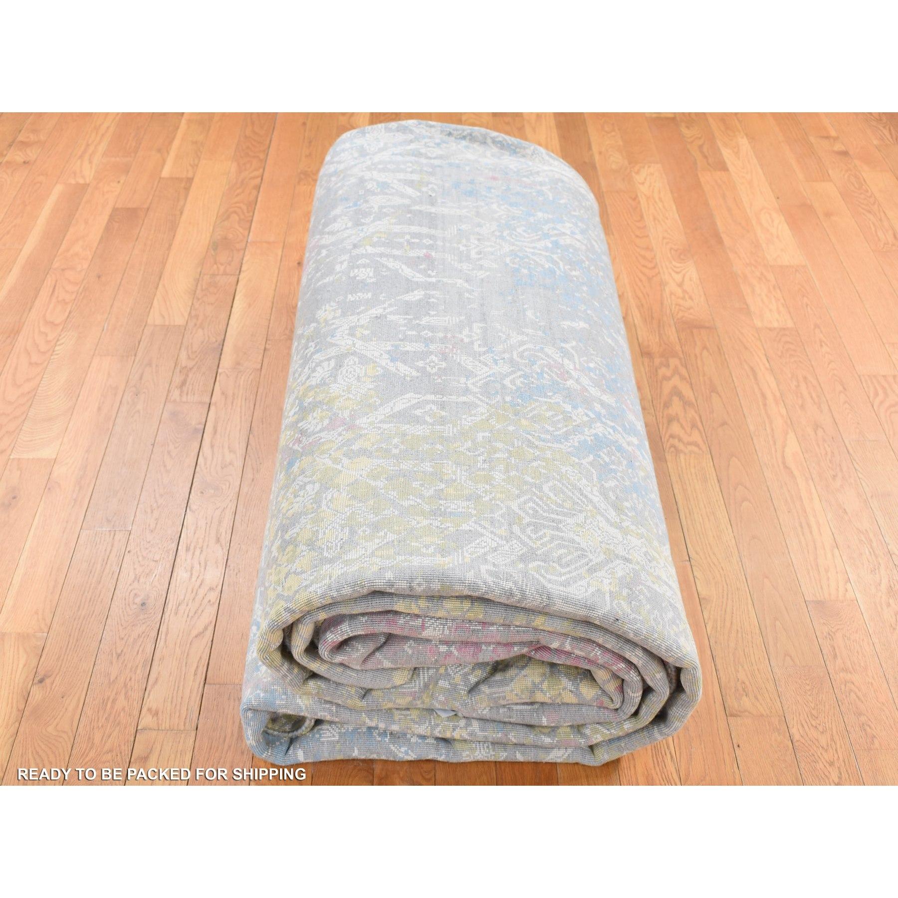 12'x15' Gray with Red and Yellow Shades TRELLIS IN THE SPRING Pure Silk Rug For Sale 2